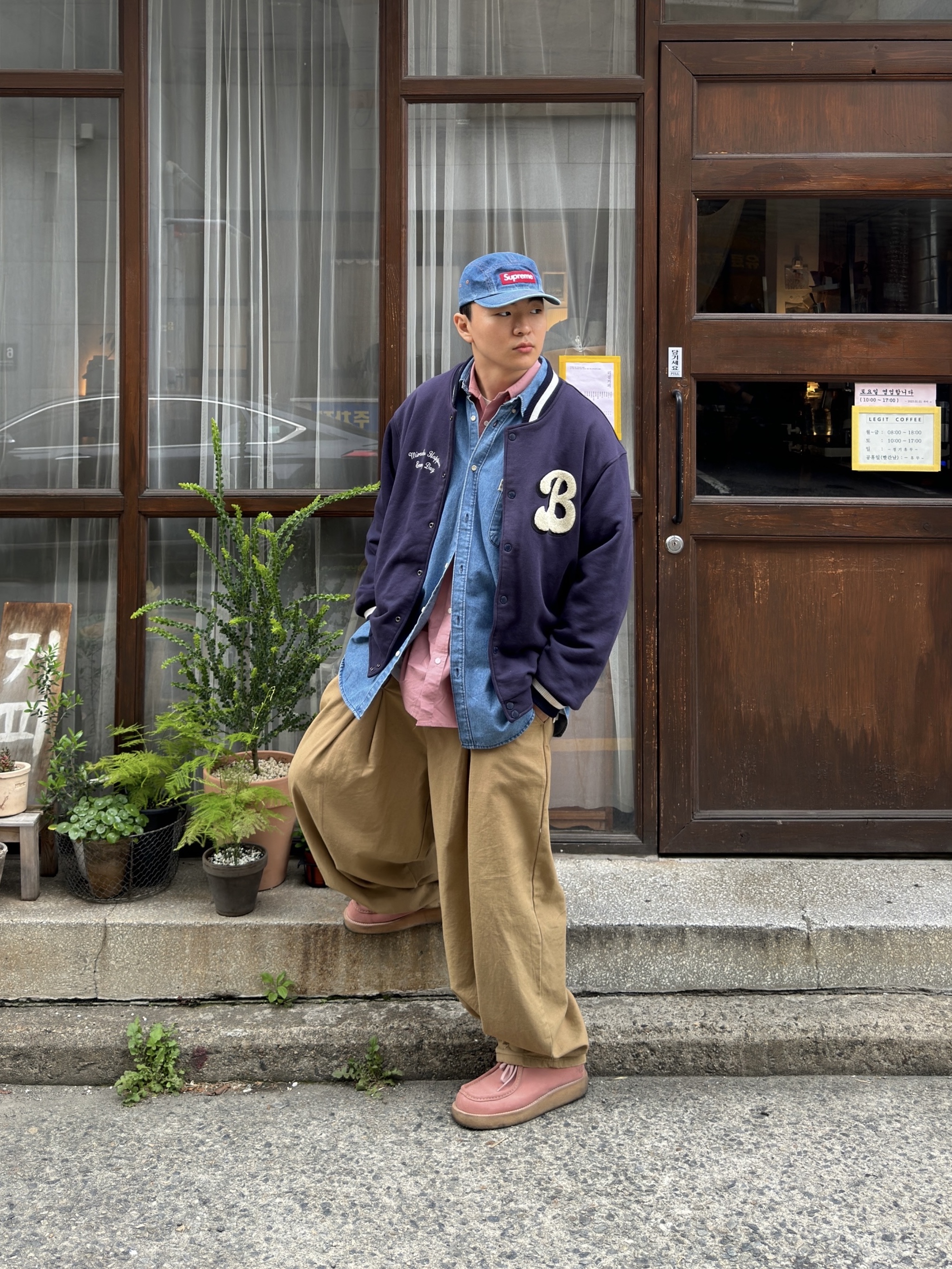 Supreme Washed Chino Twill Camp Cap Denim - 22FW 착용 스타일 - 4