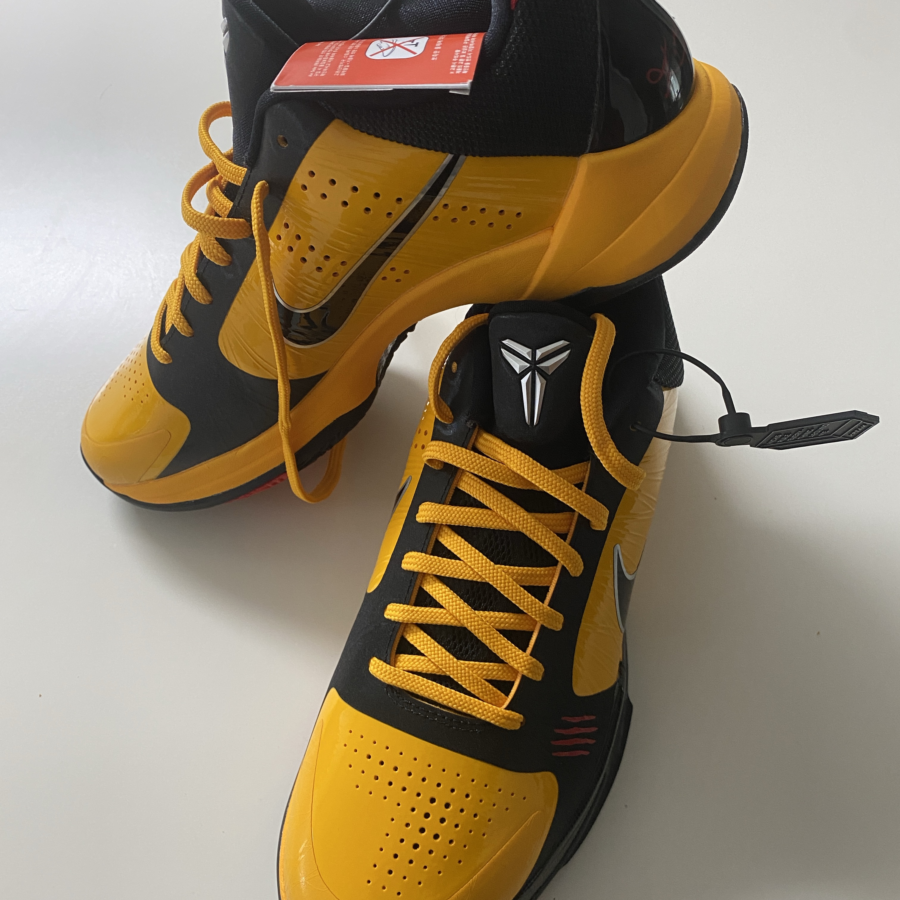 Nike Kobe 5 Protro Bruce Lee 착용 스타일 - 1