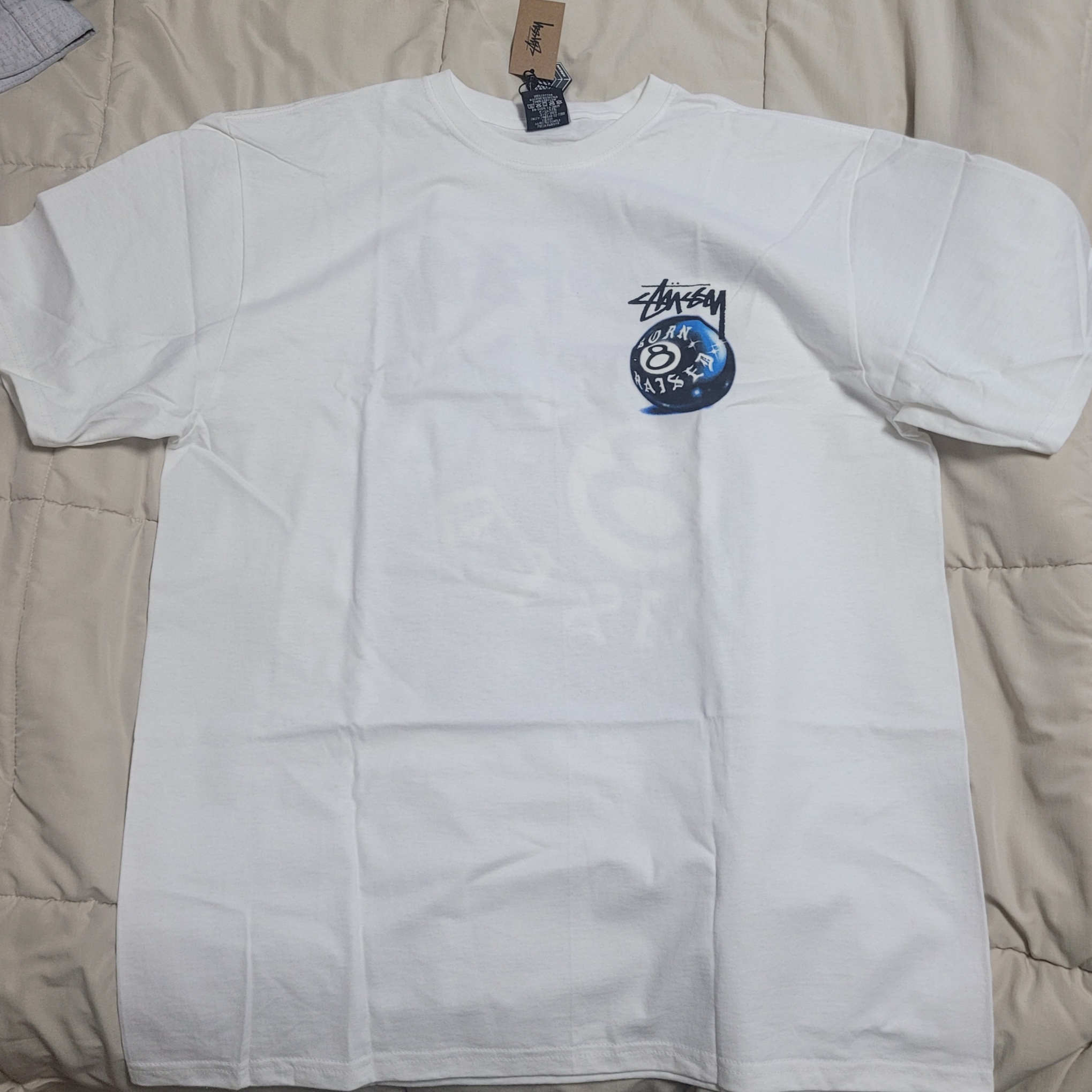 Stussy x Born X Raised 8 Ball T-Shirt White 착용 스타일