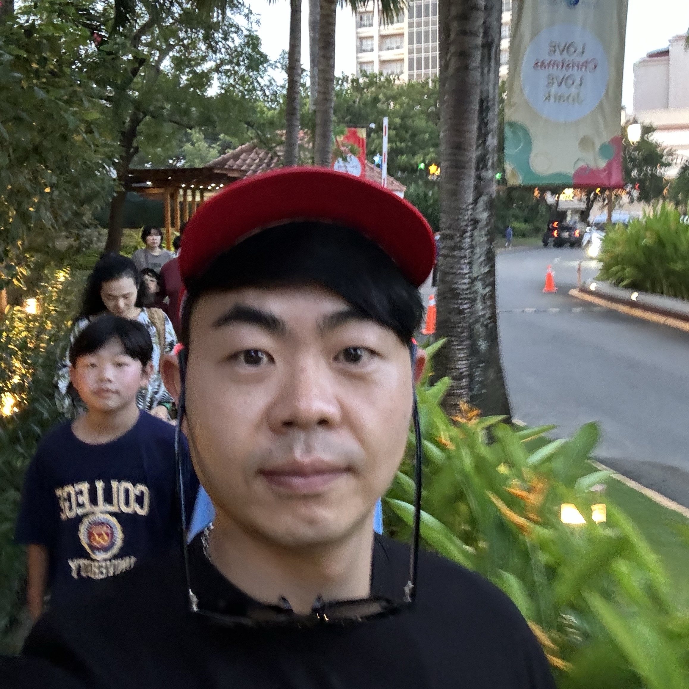 Supreme Gloss Ripstop Camp Cap Red - 23FW, Nike x Stussy Water Shorts Habanero Red 착용 스타일 - 4