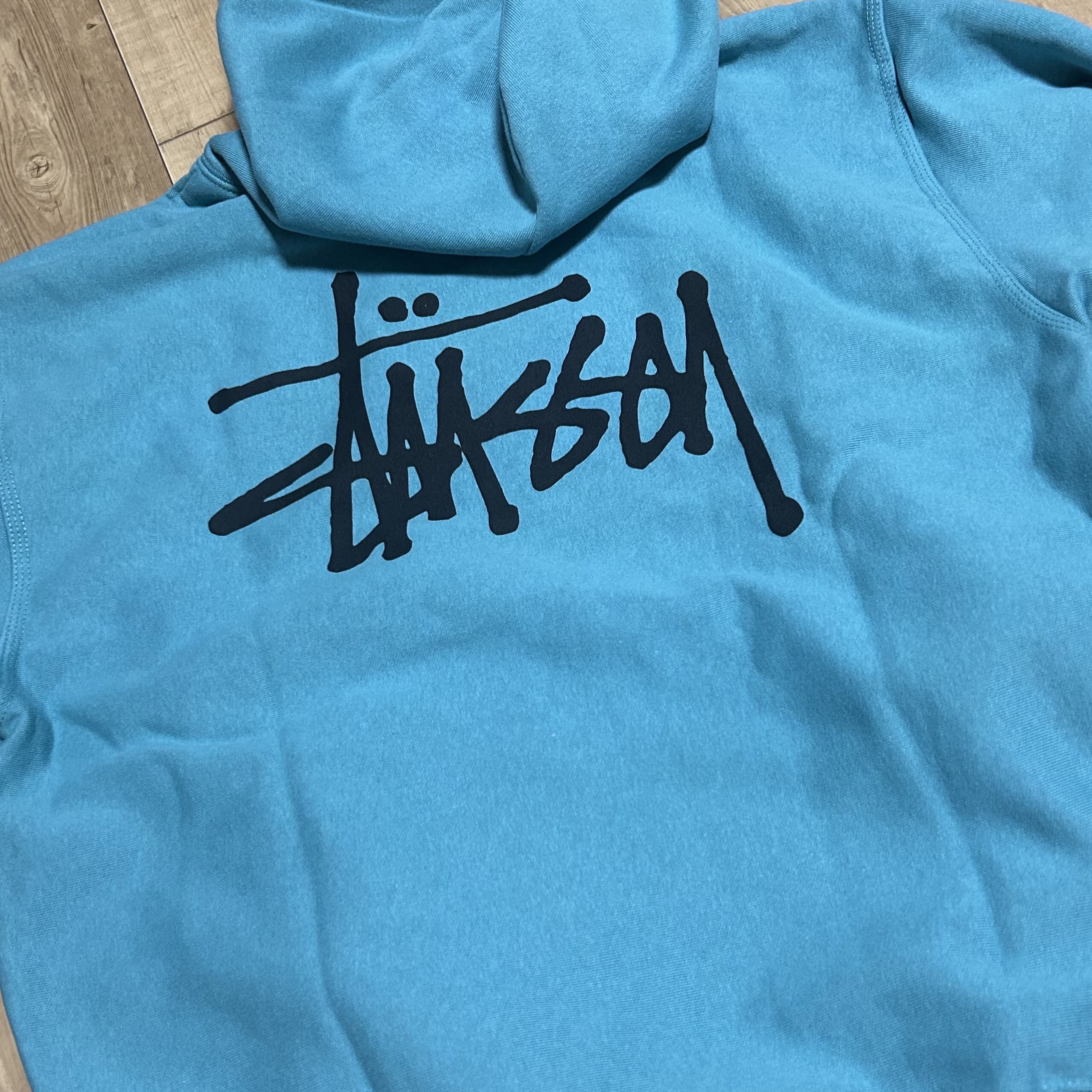 Stussy Basic Stussy Hoodie Ocean 2024 착용 스타일 - 2