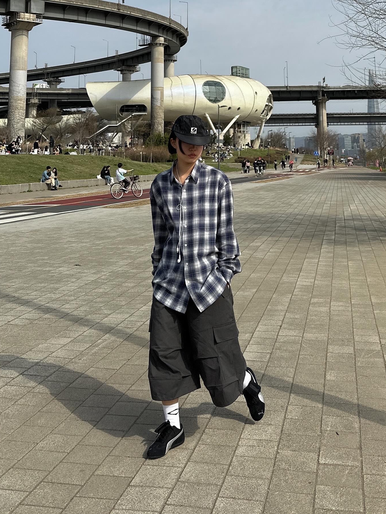 Puma x Open Yy Speedcat Black Shadow Gray, Porter Tanker Duffle Bag L Iron Blue 착용 스타일 - 2