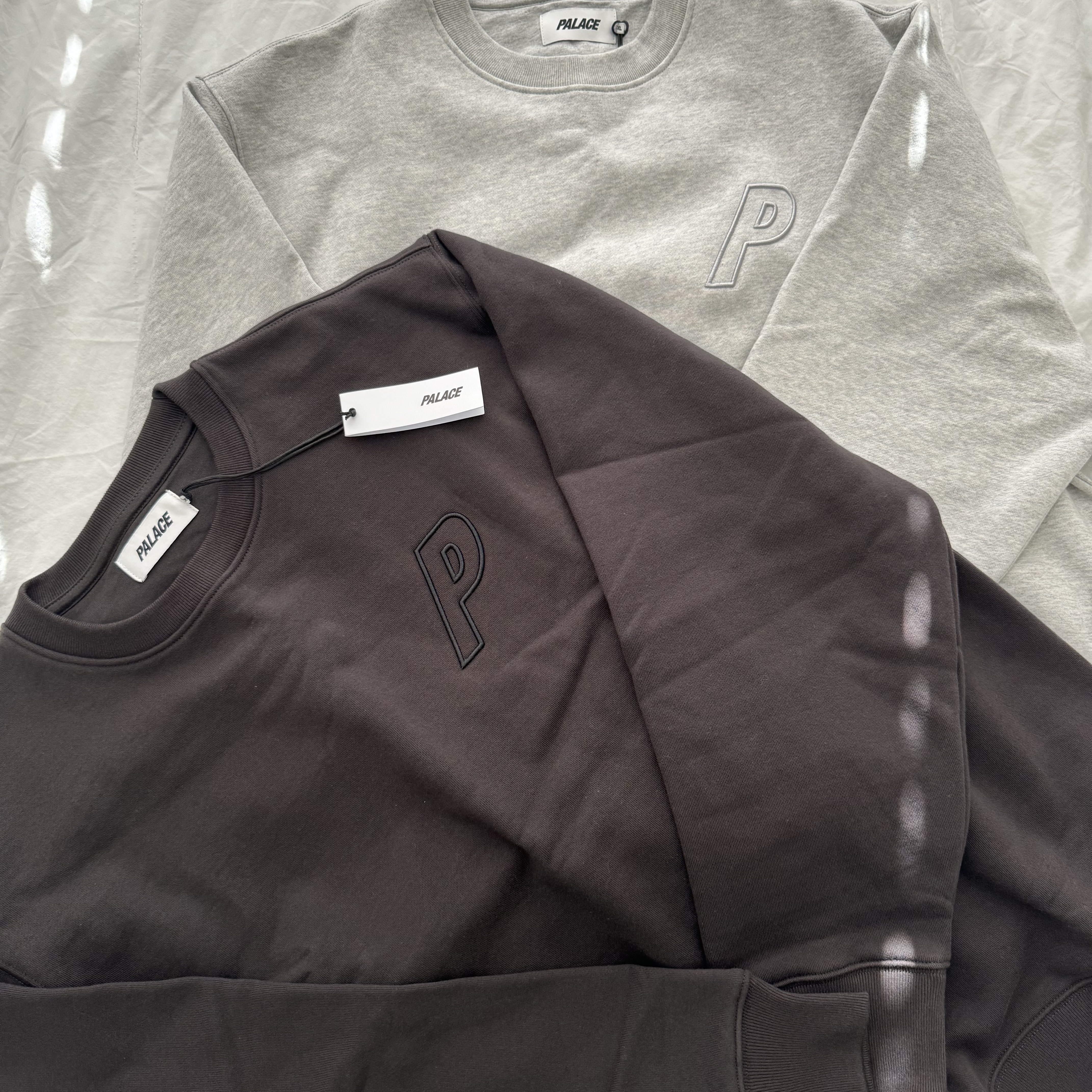 Stussy 8 Ball Crew Pigment Dyed Black, Stussy 8 Ball Crew Pigment Dyed Navy 착용 스타일 - 3