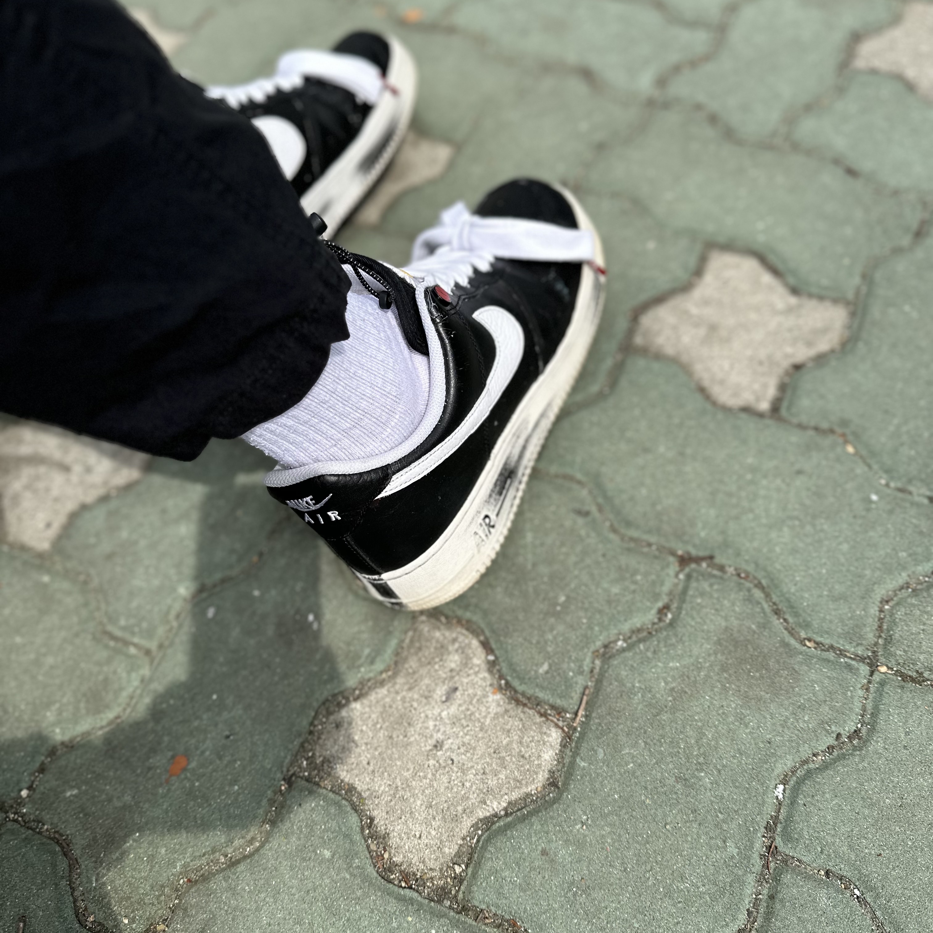 Nike x Peaceminusone Air Force 1 Low Para-Noise 착용 스타일 - 3