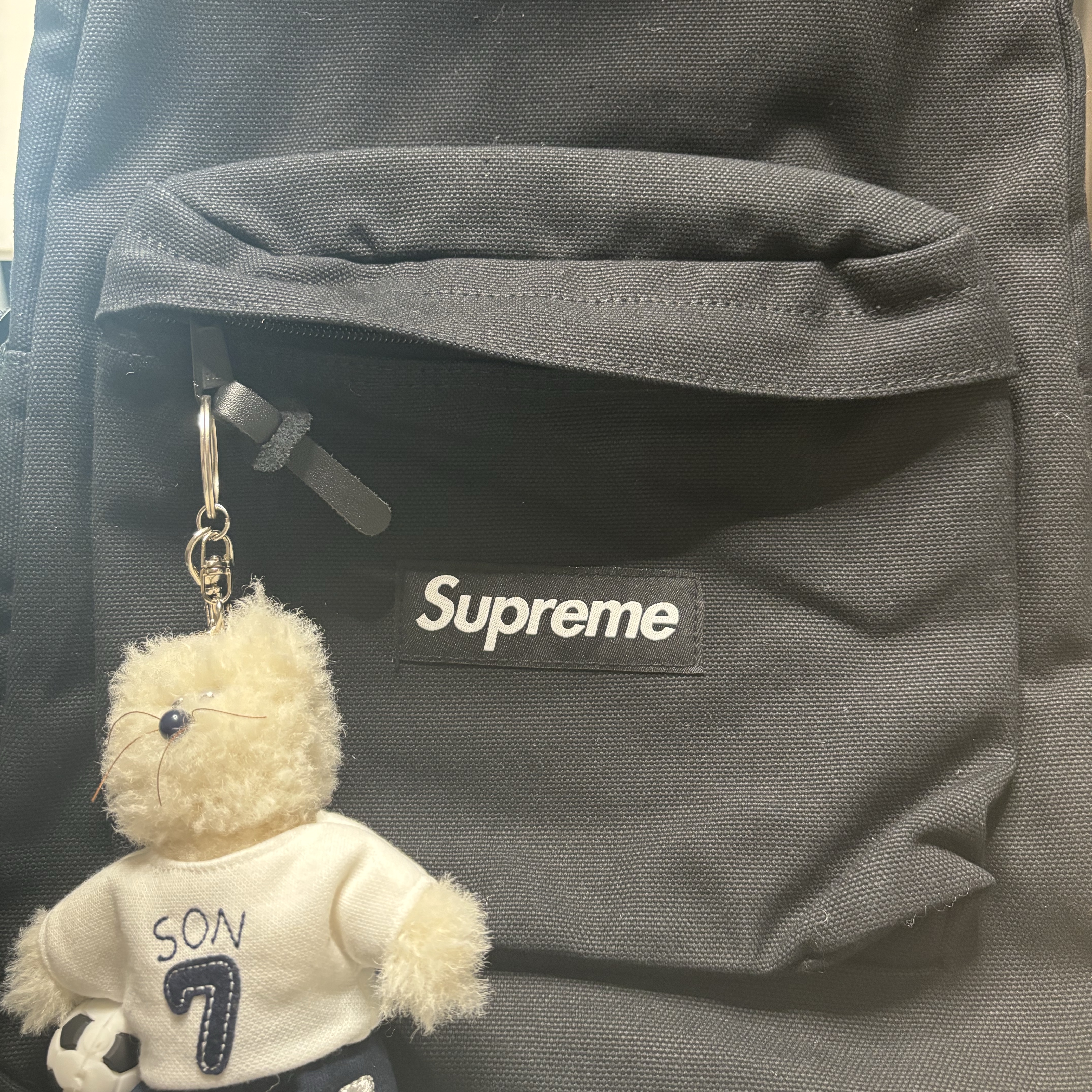 Supreme Canvas Backpack Black, [예약 배송] NOS7 x Monamhee SON.hee Cream 착용 스타일
