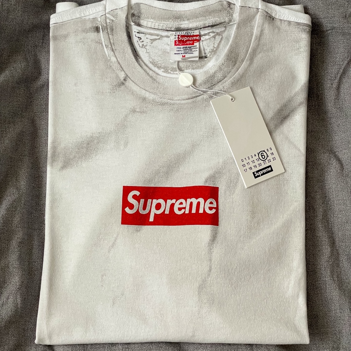 Supreme x MM6 Maison Margiela Box Logo T-Shirt White - 24SS 착용 스타일