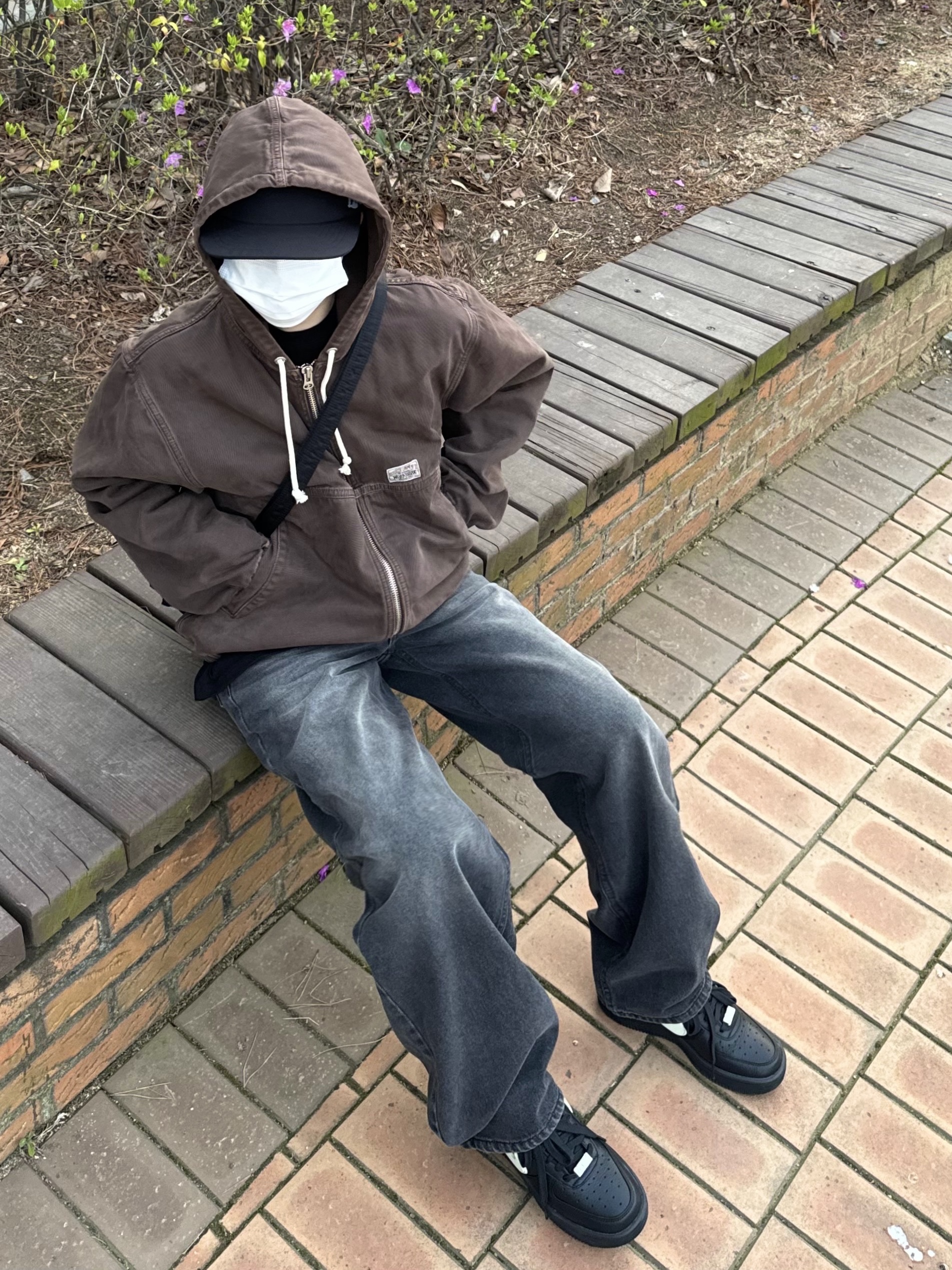Stussy Unlined Canvas Work Jacket Brown, Nike x Ambush Air Force 1 Low SP Black 착용 스타일 - 1