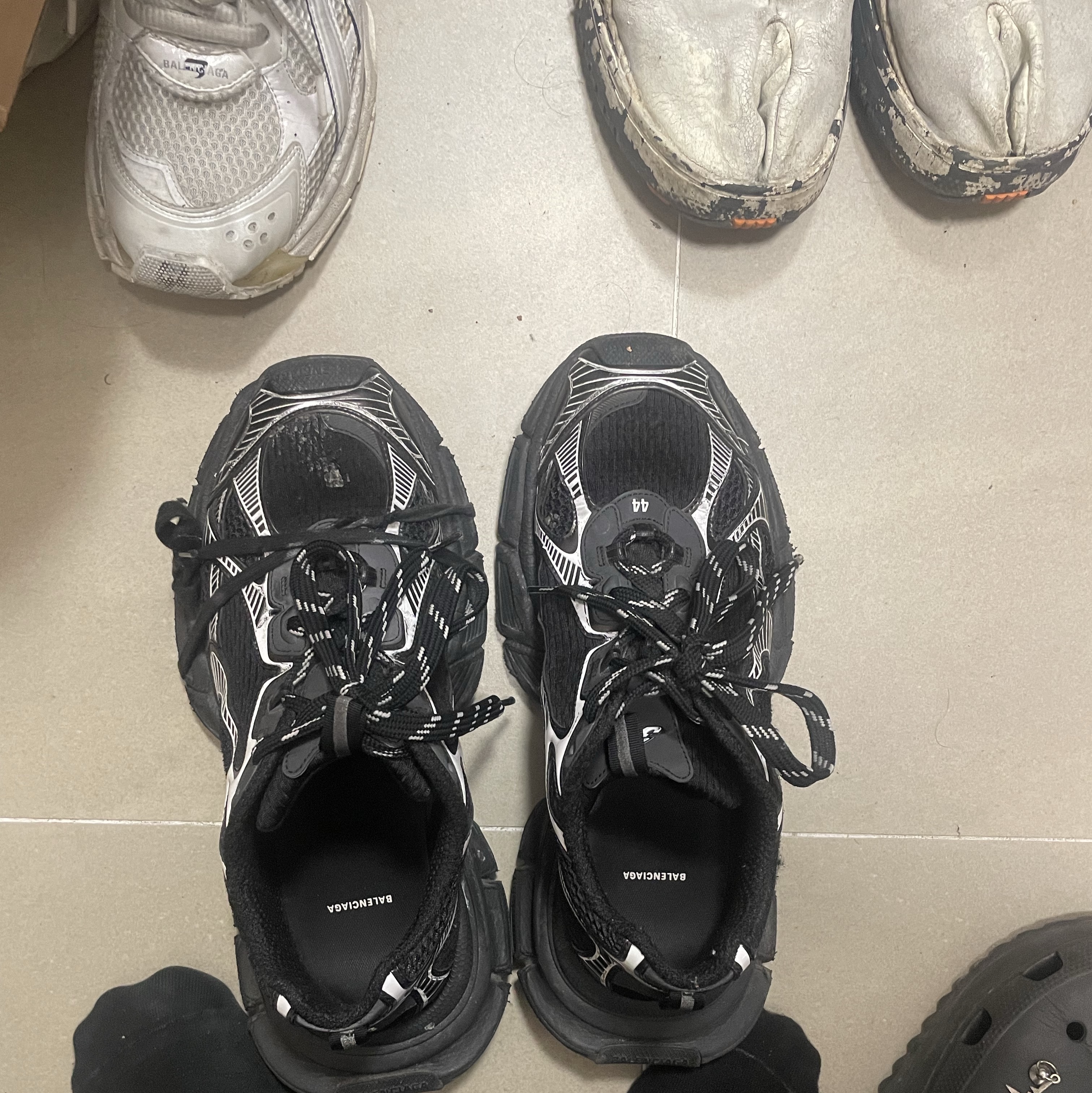 Asics Gel-1130 White Black 착용 스타일