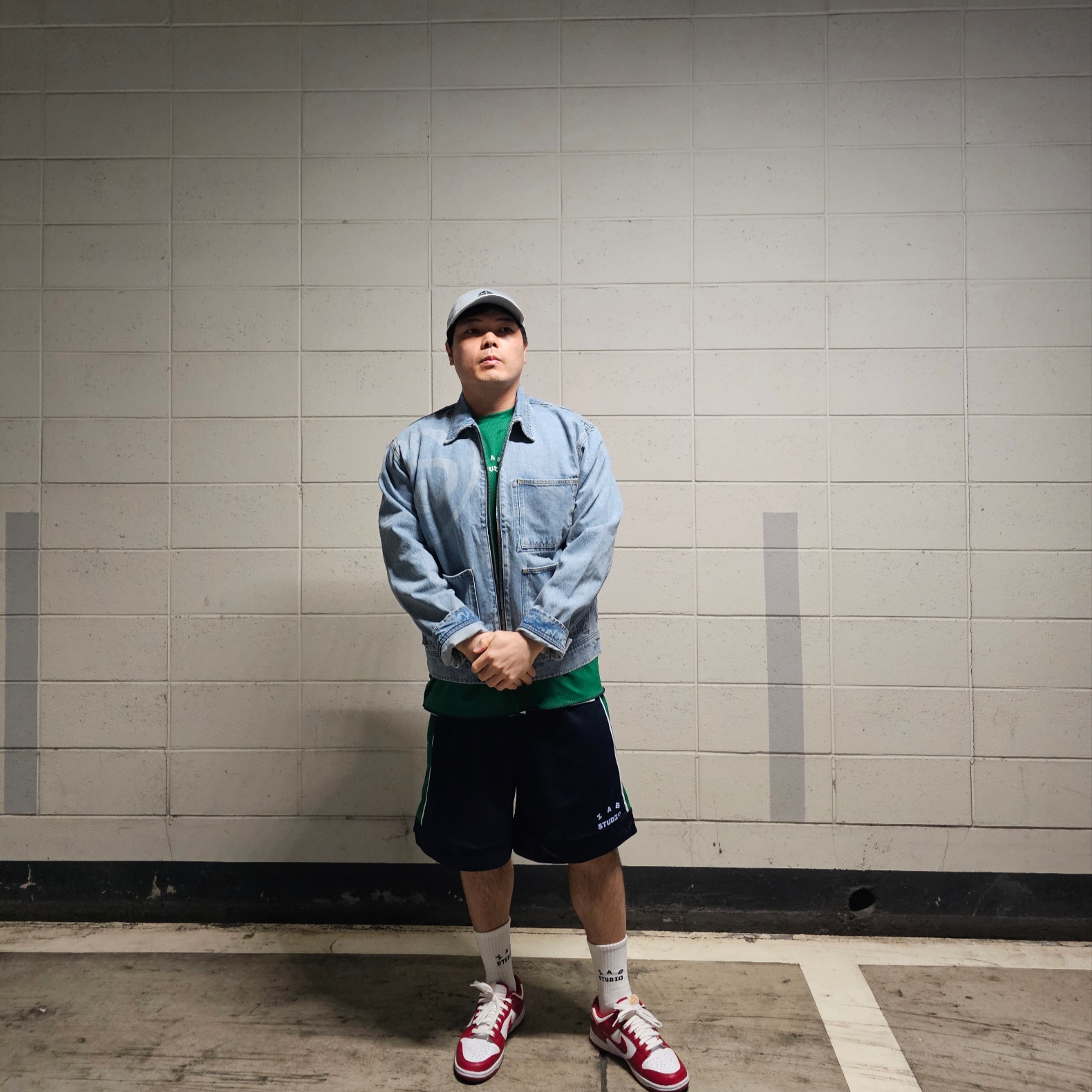 Stussy SS Link Zip Work Jacket Stone Wash, IAB Studio Reversible Jersey & Shorts Set Navy Green - 22FW 착용 스타일 - 1