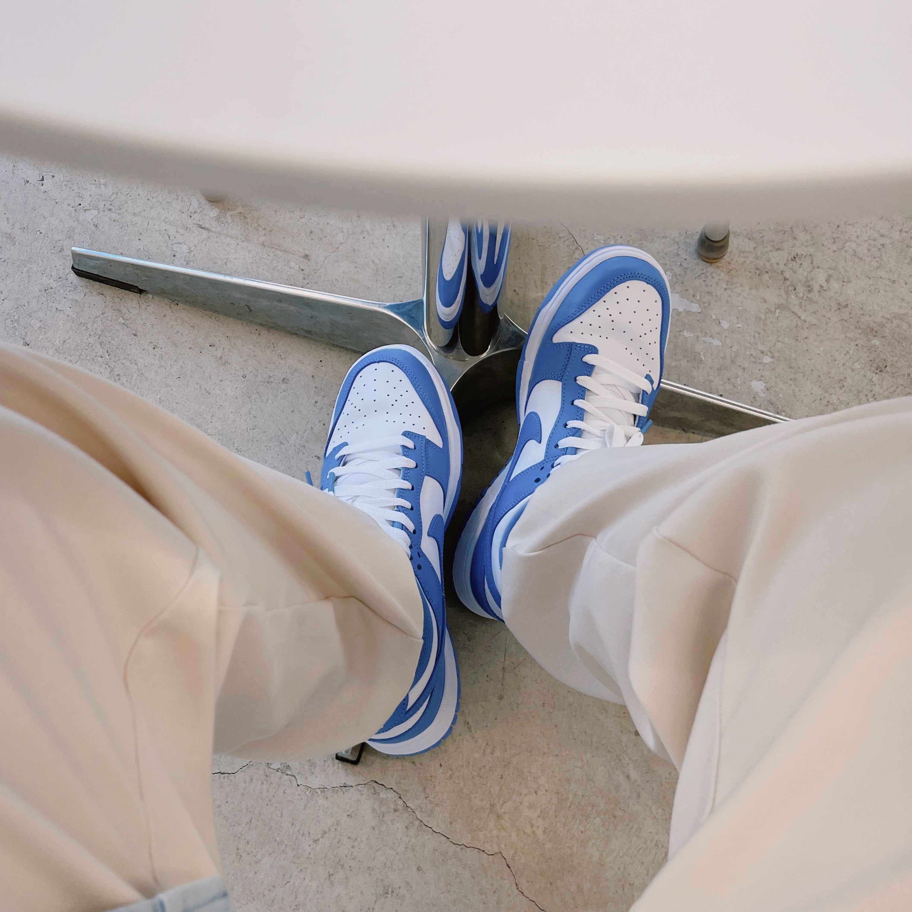 Nike Dunk Low Retro White Polar Blue 착용 스타일