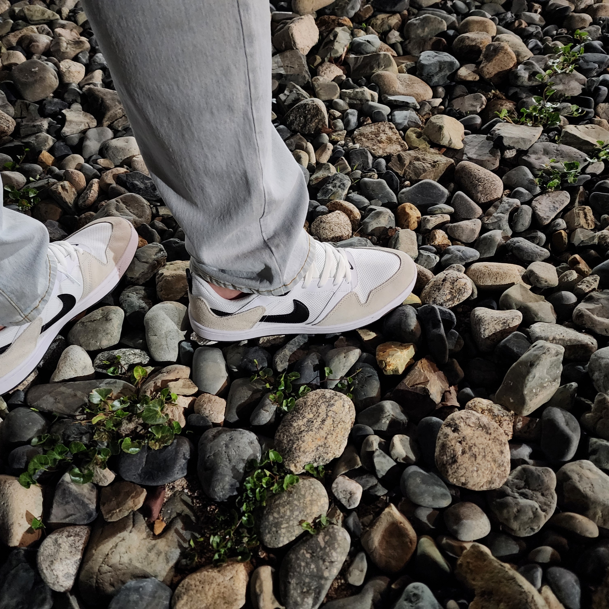 Nike SB Alleyoop White Black 착용 스타일