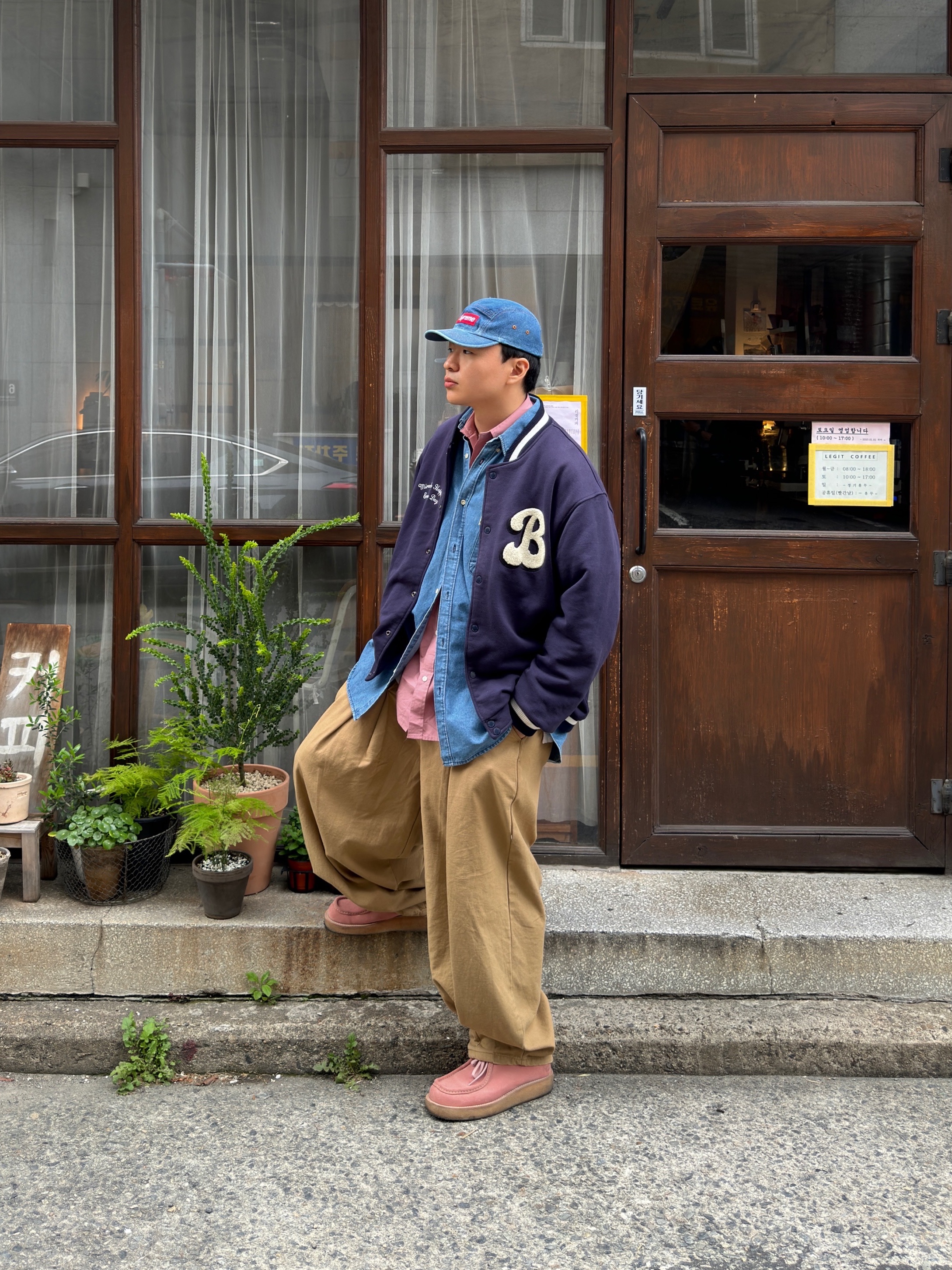Supreme Washed Chino Twill Camp Cap Denim - 22FW 착용 스타일 - 5