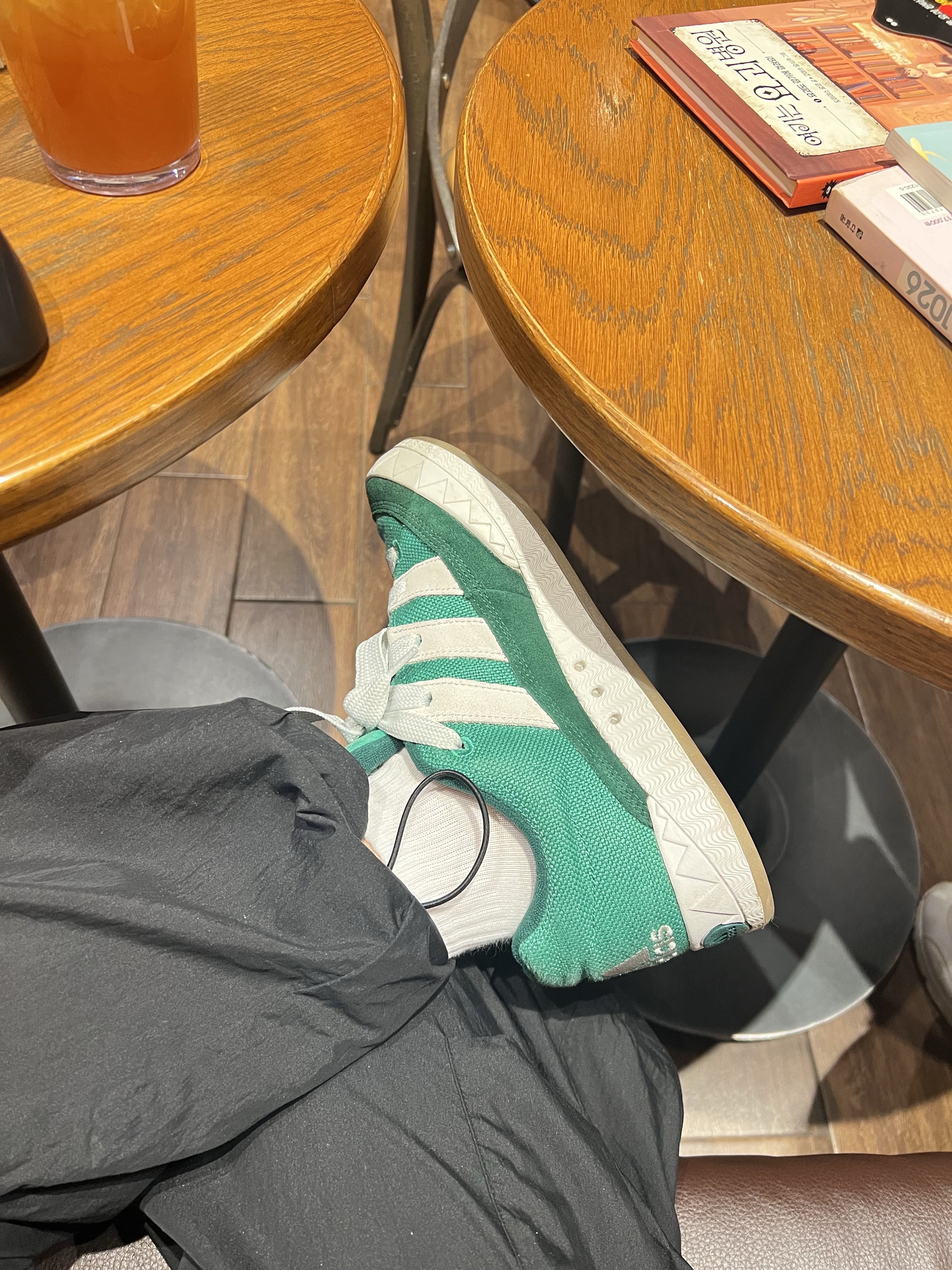 Adidas Adimatic Green 착용 스타일 - 3