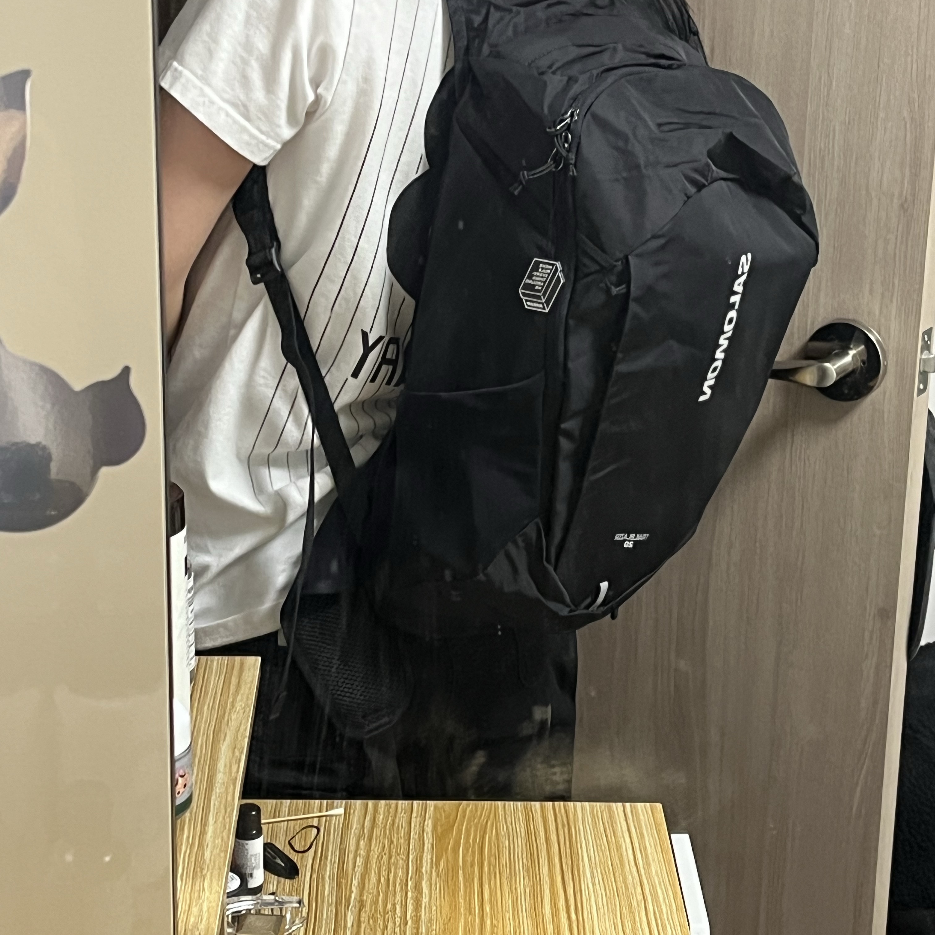 Salomon Trailblazer 20 Black 착용 스타일