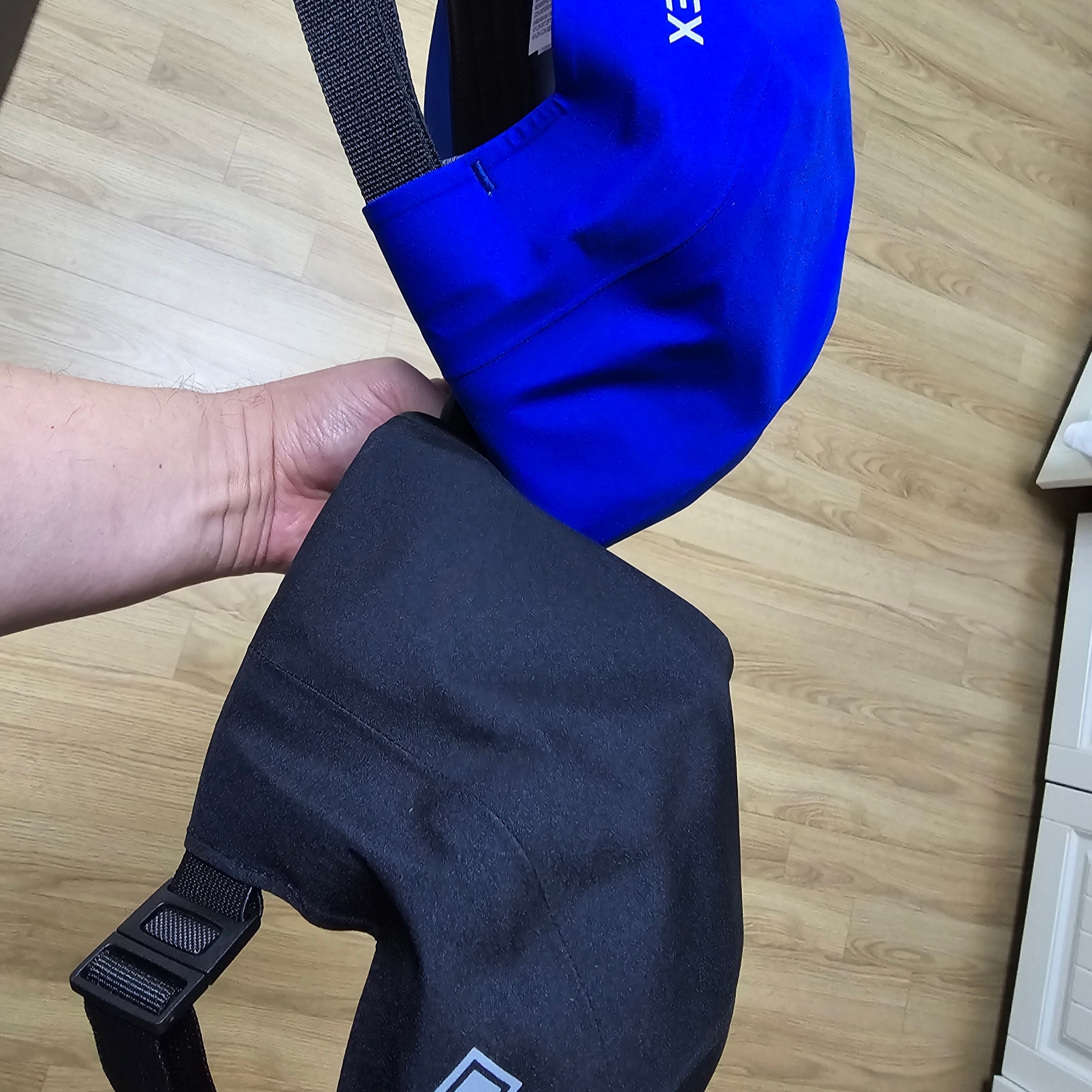 Arc'teryx Gore 5 Panel Cap Vitality, Arc'teryx Gore 5 Panel Cap Black 착용 스타일 - 3