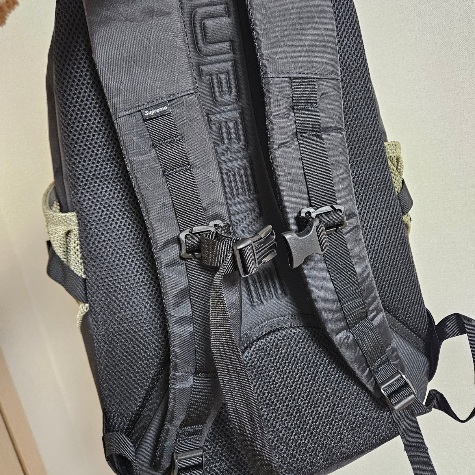 Supreme Backpack Blue - 23FW 착용 스타일 - 2