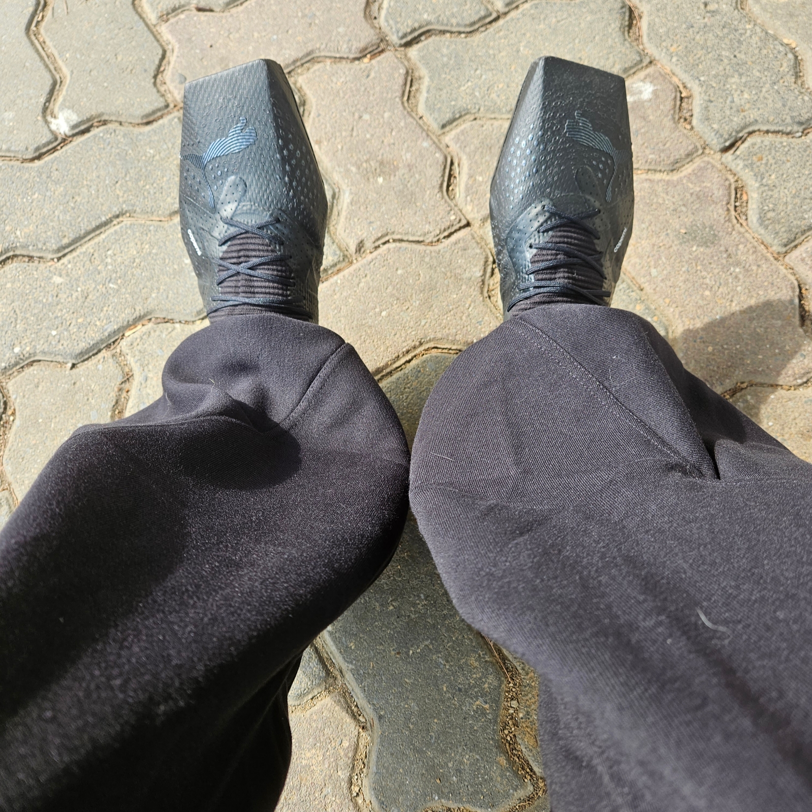Puma x Coperni 90SQR Black 착용 스타일 - 1