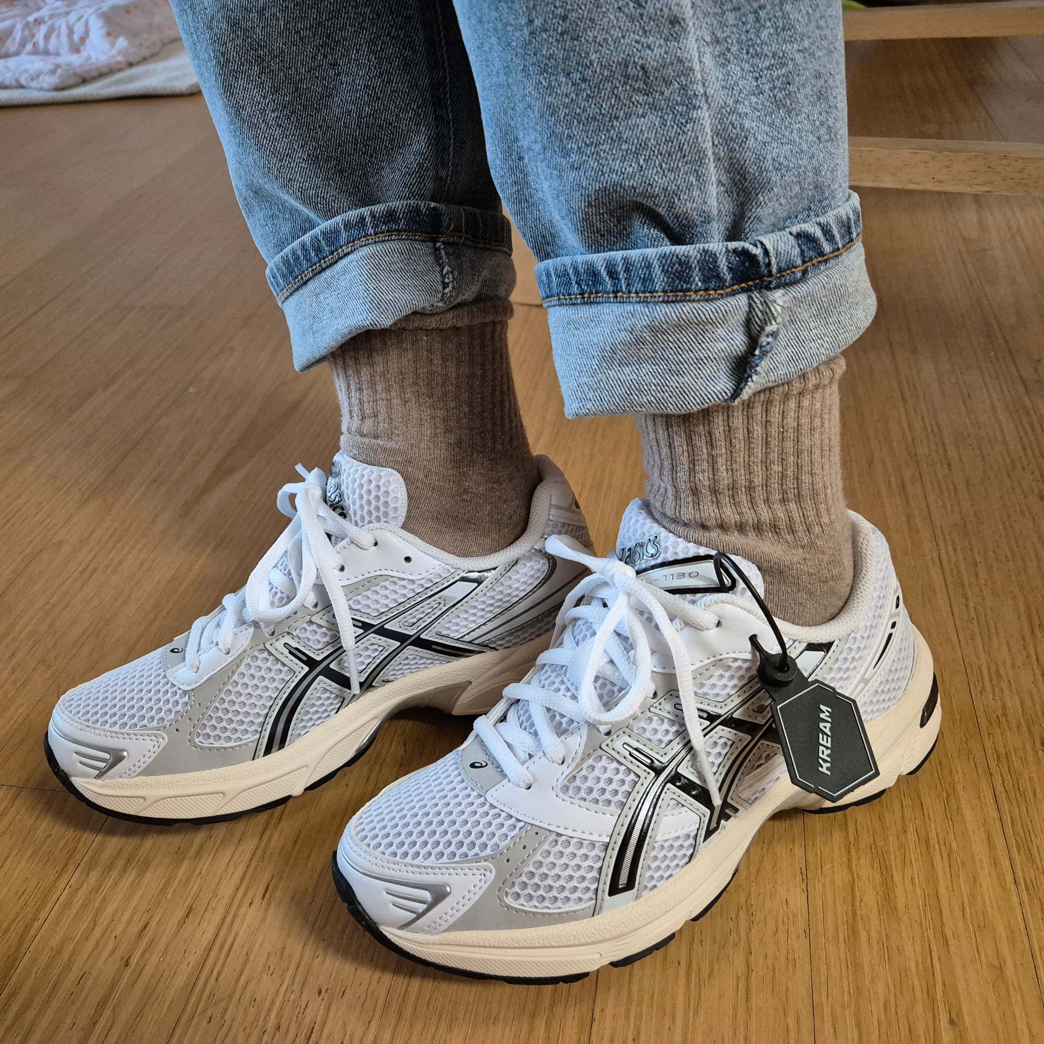 Asics Gel-1130 White Cloud Grey 착용 스타일
