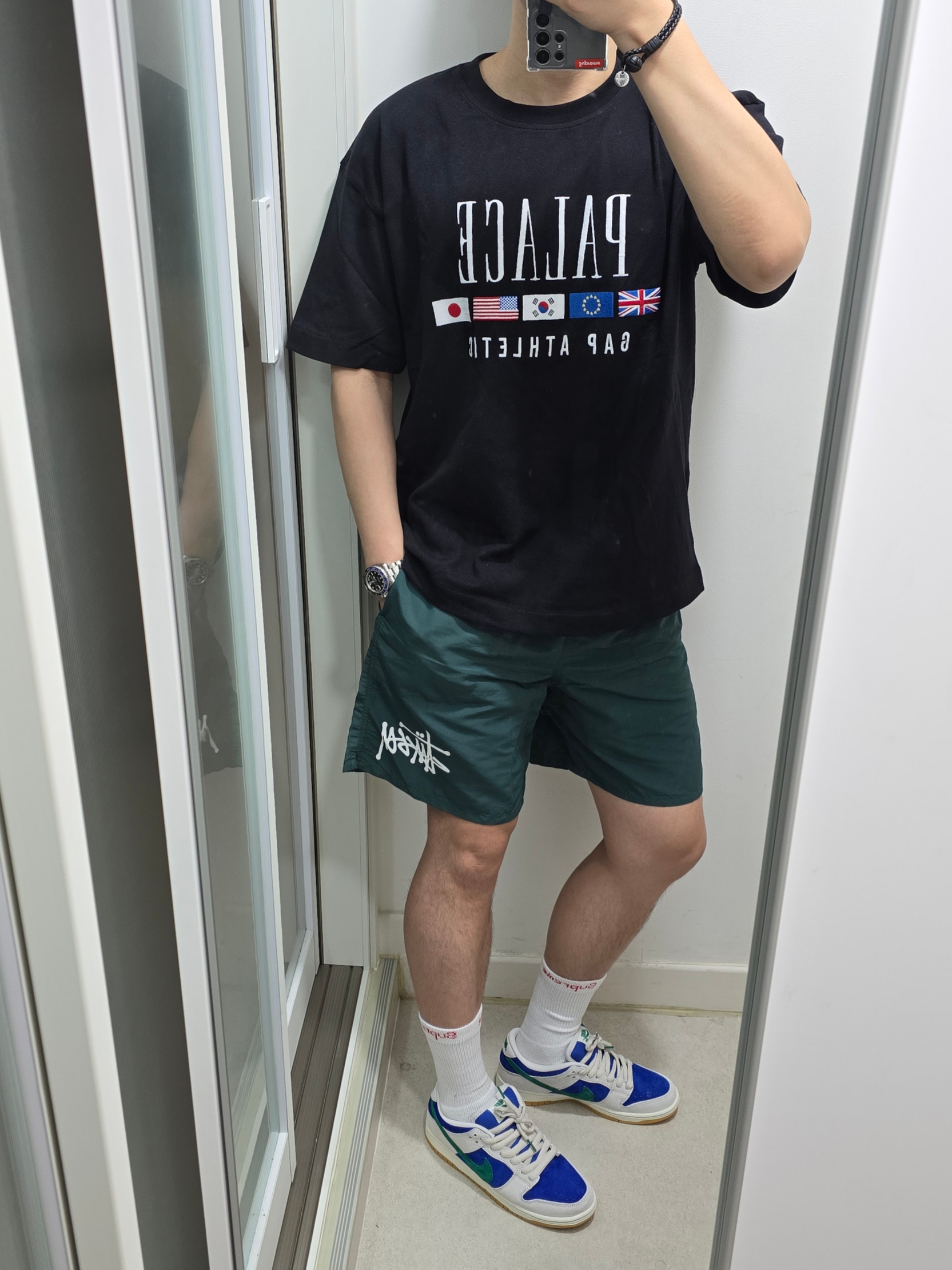 Palace x Gap Heavy Jersey T-Shirt Black - 24SS, Nike SB Dunk Low Pro Phantom and Hyper Royal 착용 스타일