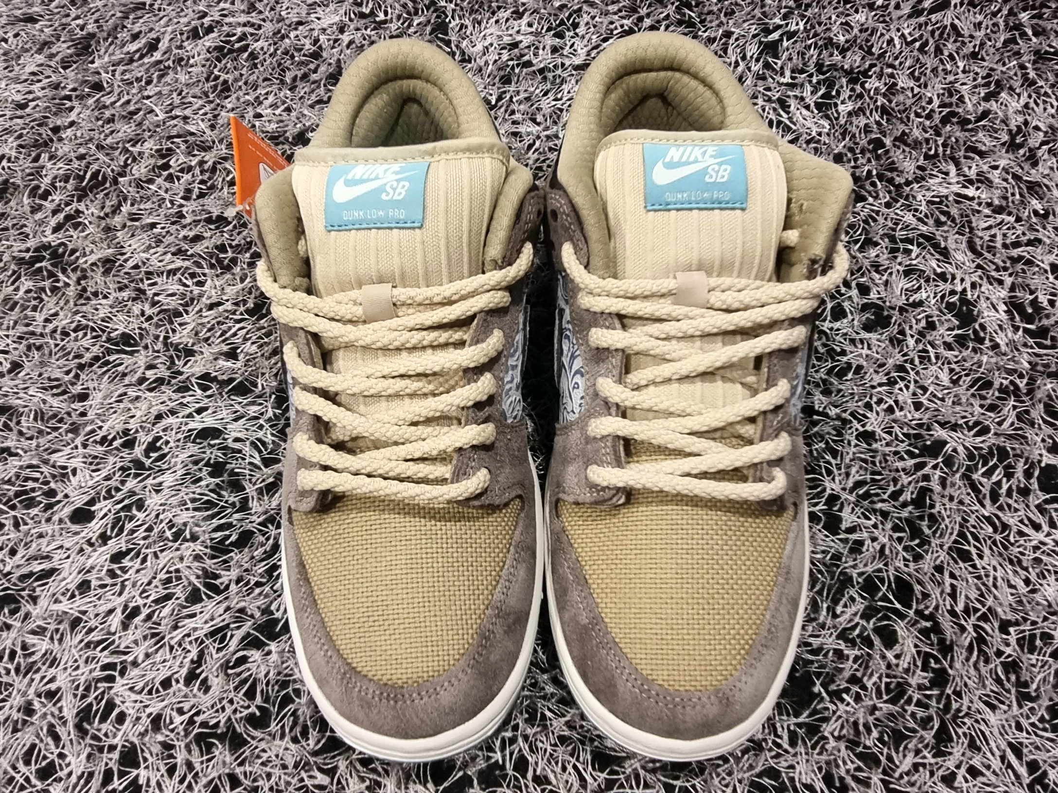 Nike SB Dunk Low Pro Big Money Saving 착용 스타일 - 4