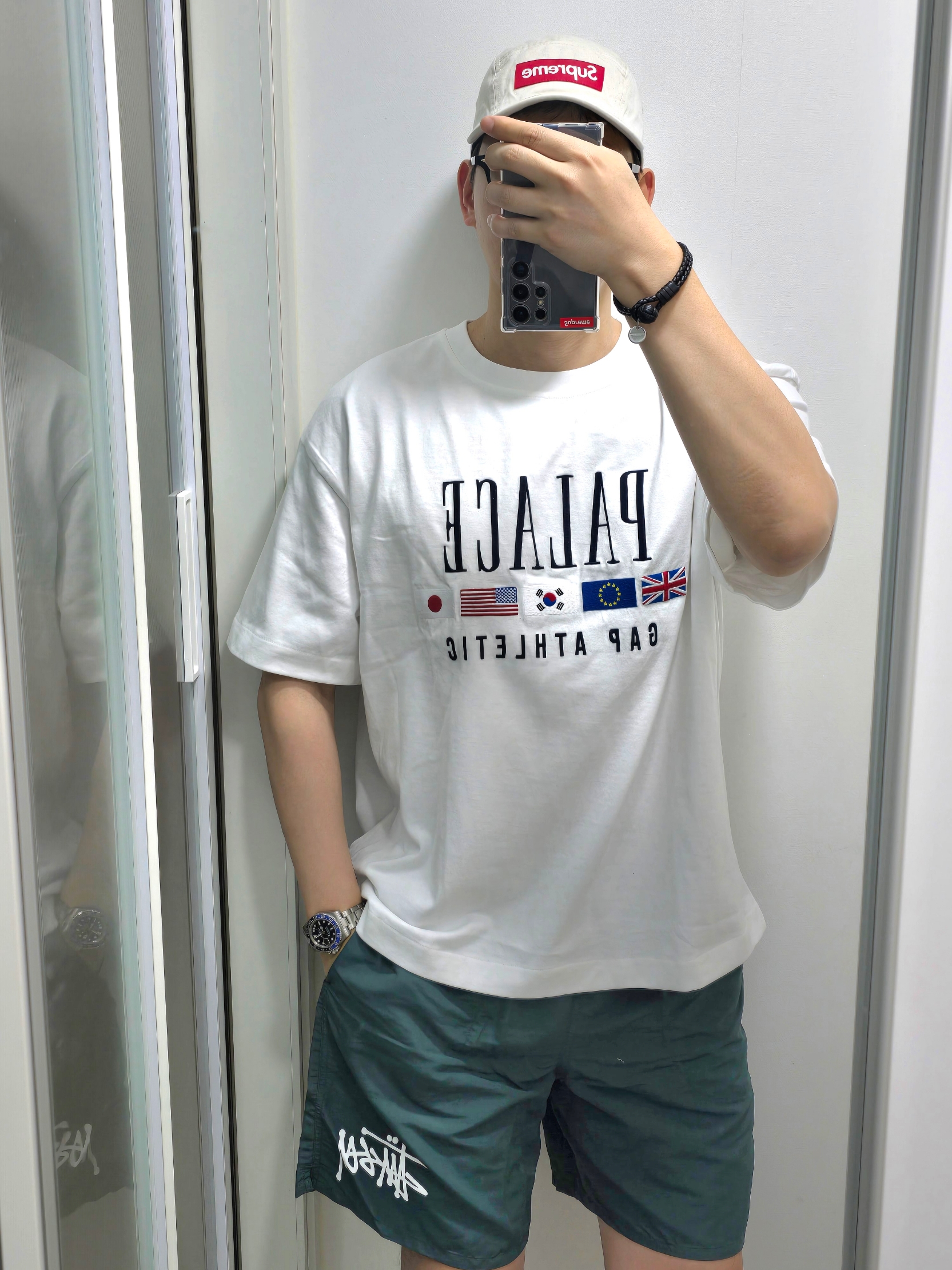 Palace x Gap Heavy Jersey T-Shirt White - 24SS, Supreme Washed Chino Twill Camp Cap Natural - 24SS 착용 스타일