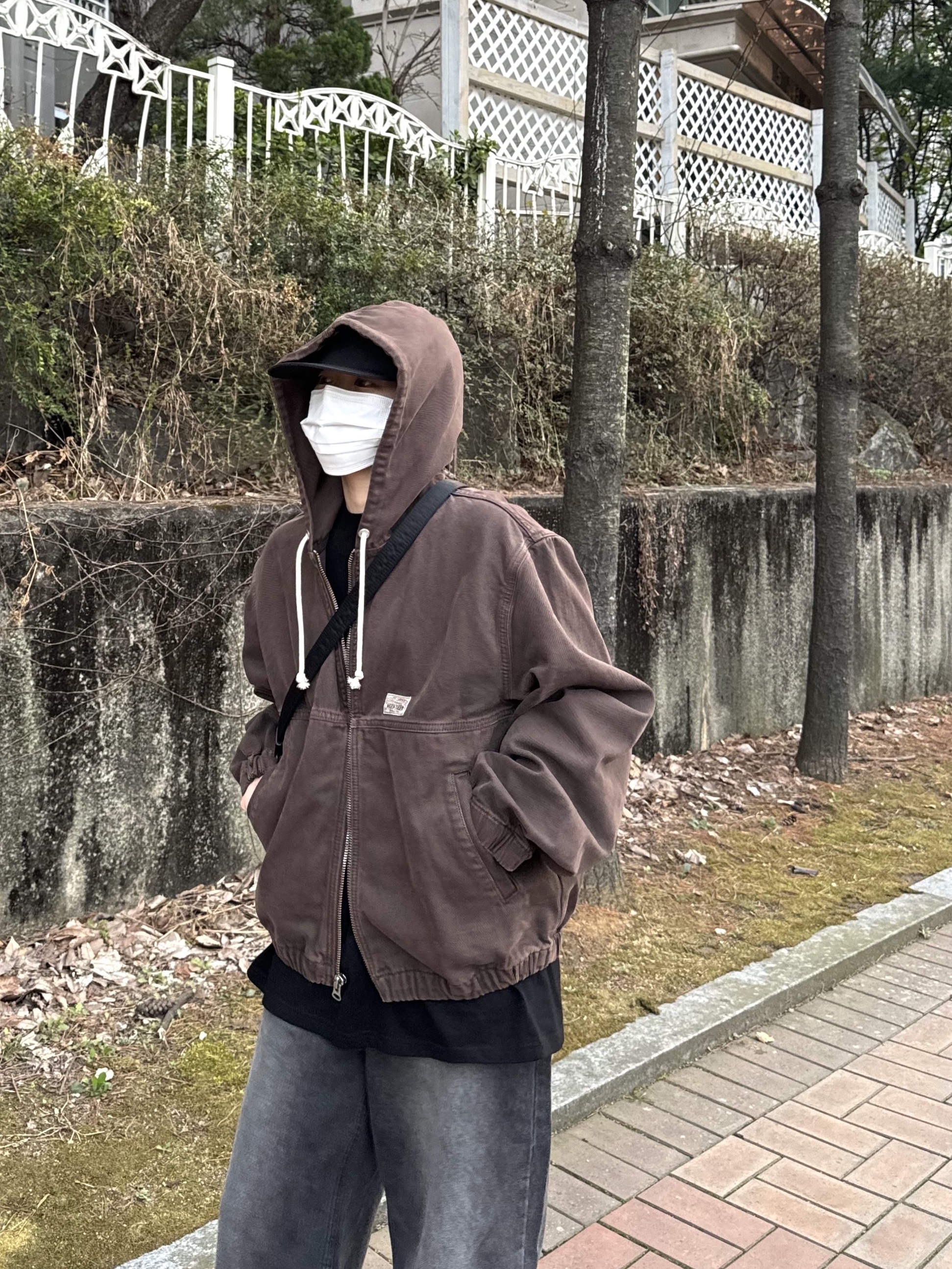 Stussy Unlined Canvas Work Jacket Brown 착용 스타일 - 1