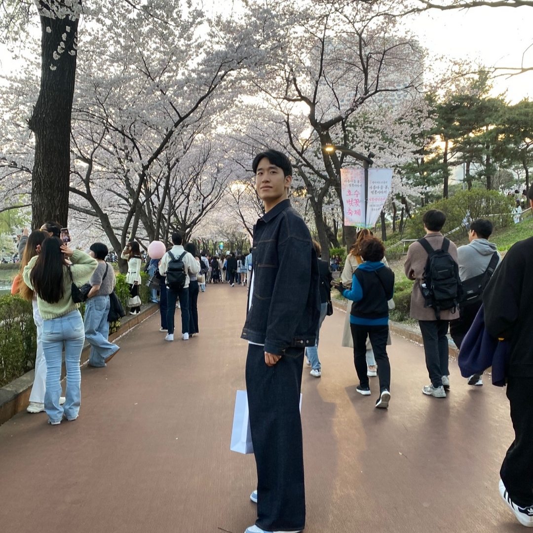 Markaware Miner Jacket Indigo, Markaware Pleated Wide Denim Indigo 착용 스타일 - 2
