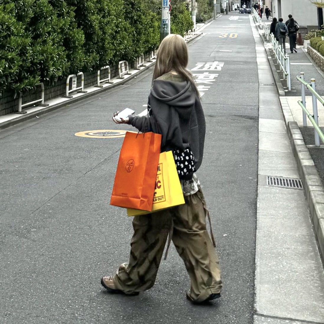 Cav Empt Embroidery Zip Hoody Charcoal - 24SS, Stussy Loose Knit Logo Sweater Cypress 착용 스타일