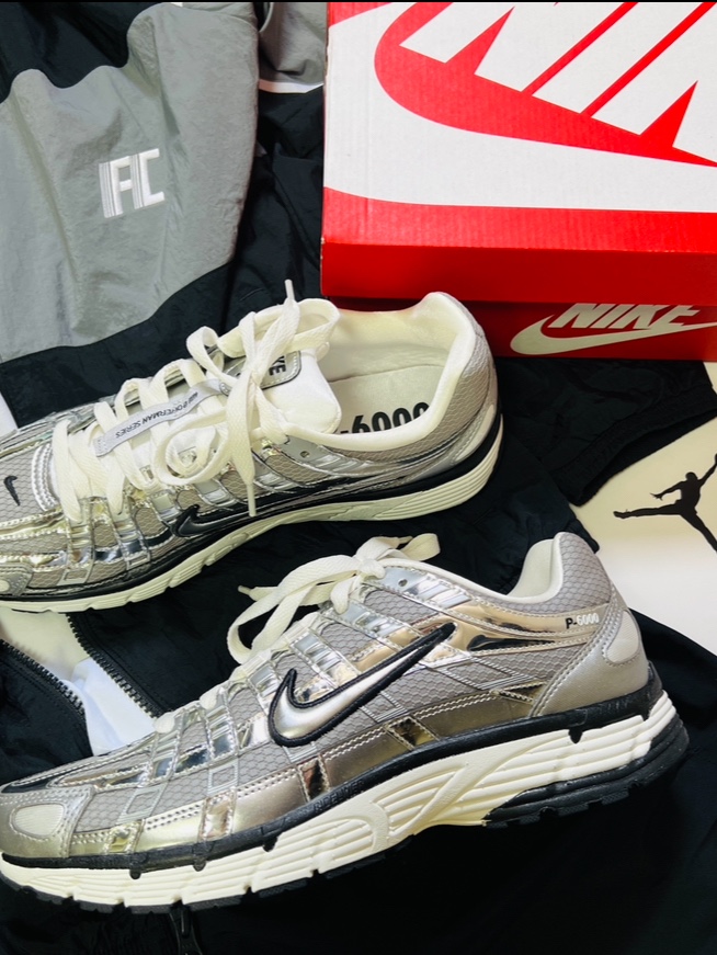 Nike P-6000 Metallic Silver 착용 스타일 - 2