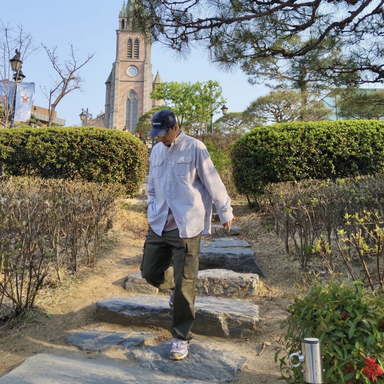 Supreme Washed Canvas Camp Cap Navy Camo - 24SS, Salomon XT-6 Quail Plum Kitten 착용 스타일