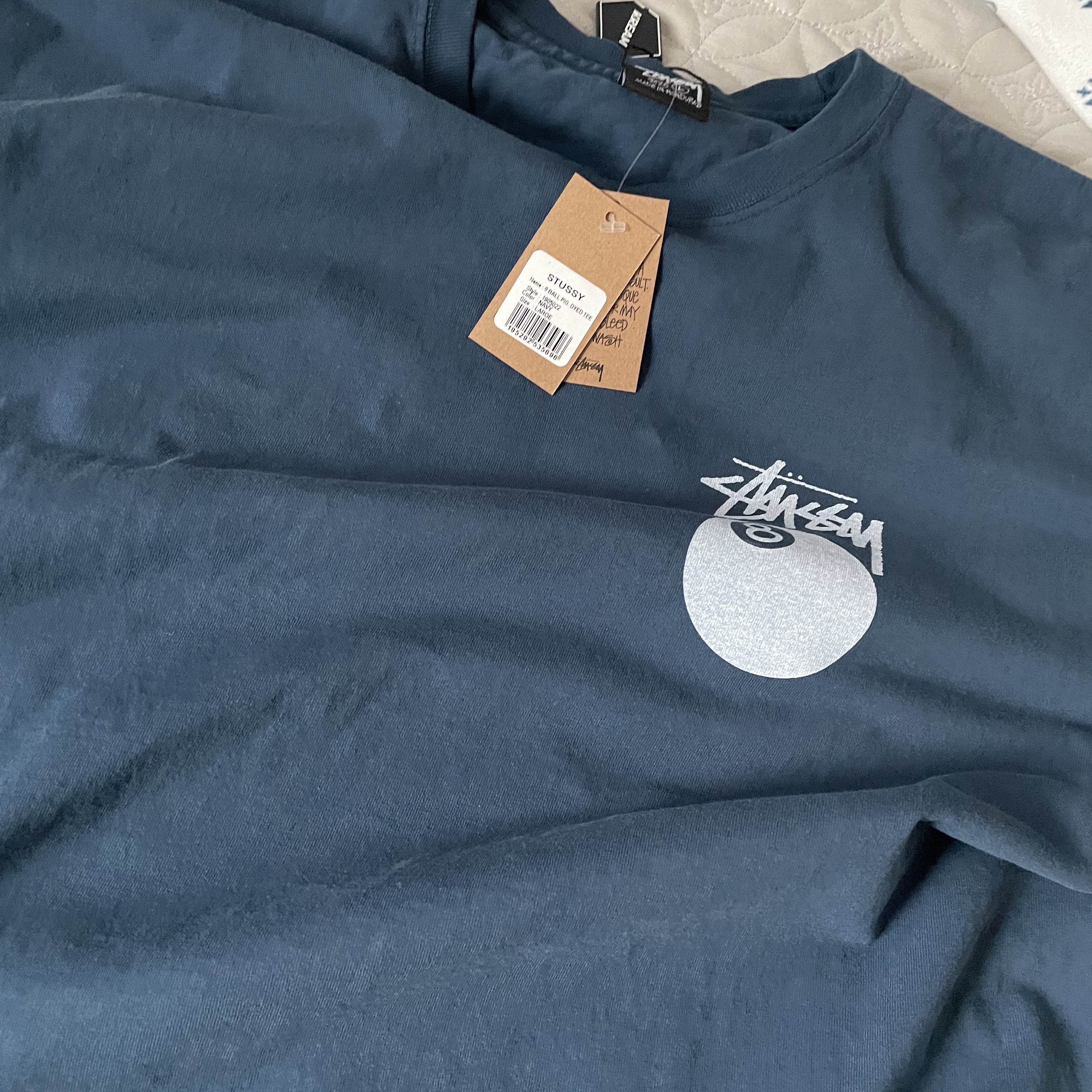 Stussy 8 Ball Pigment Dyed T-Shirt Navy 착용 스타일