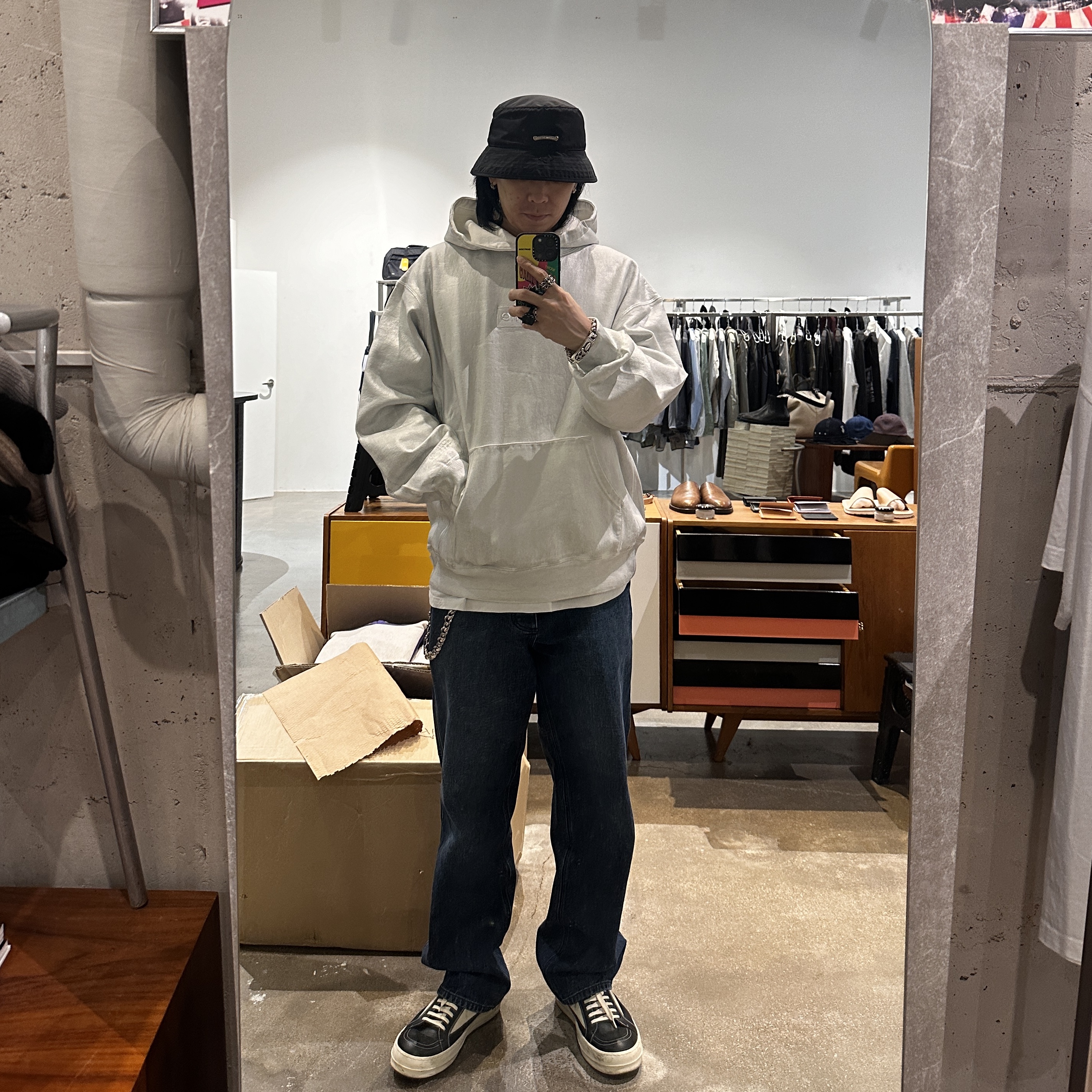 Supreme x MM6 Maison Margiela Foil Box Logo Hooded Sweatshirt White - 24SS, Rick Owens Luxor Vintage Sneakers Black Milk 착용 스타일