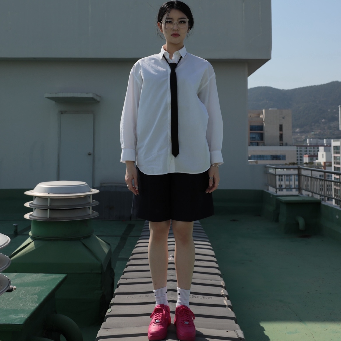 (W) Nike Air Force 1 '07 Fireberry Fierce Pink 착용 스타일