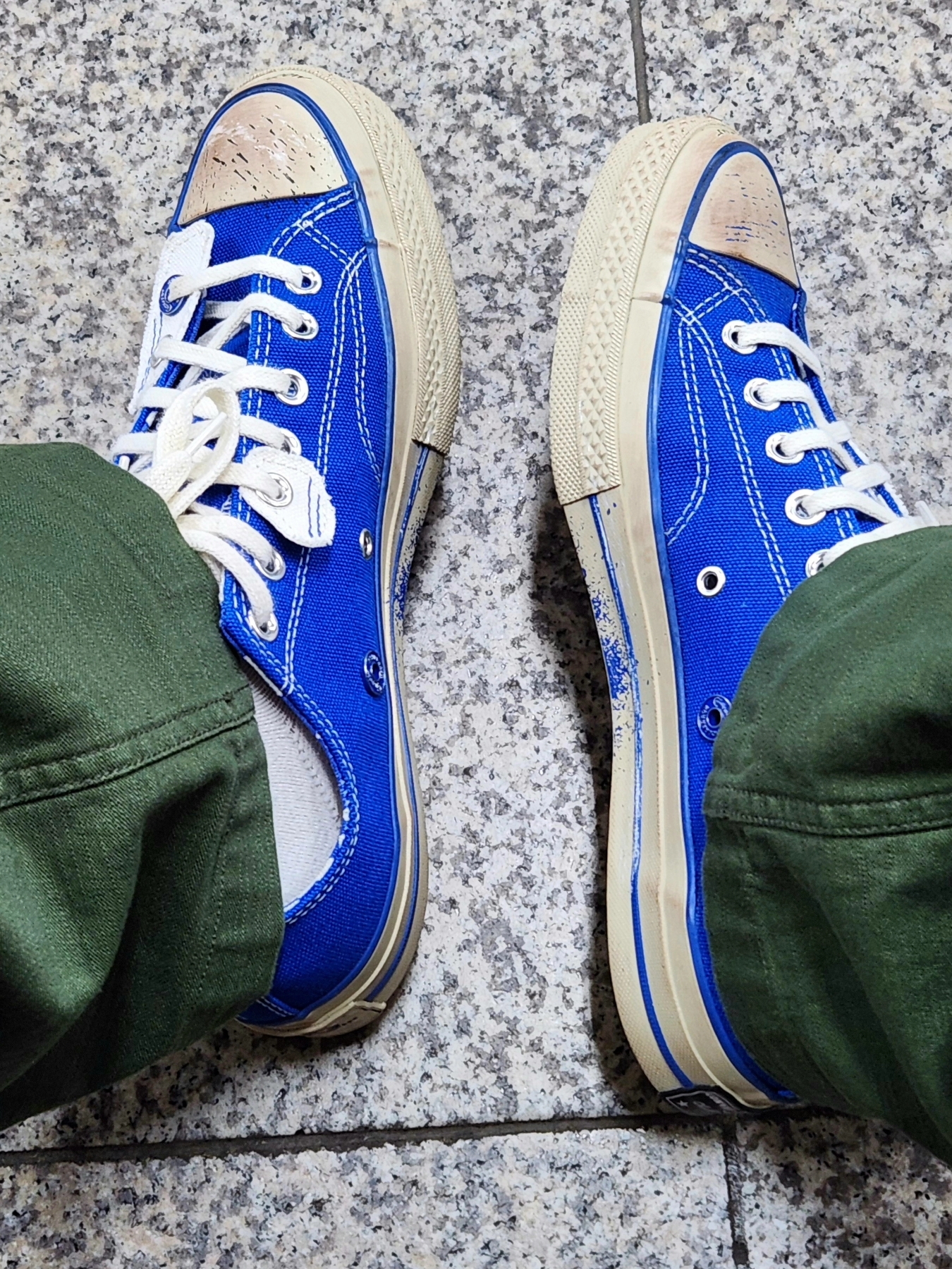 Converse x Ader Error Chuck 70 Ox Imperial Blue 착용 스타일
