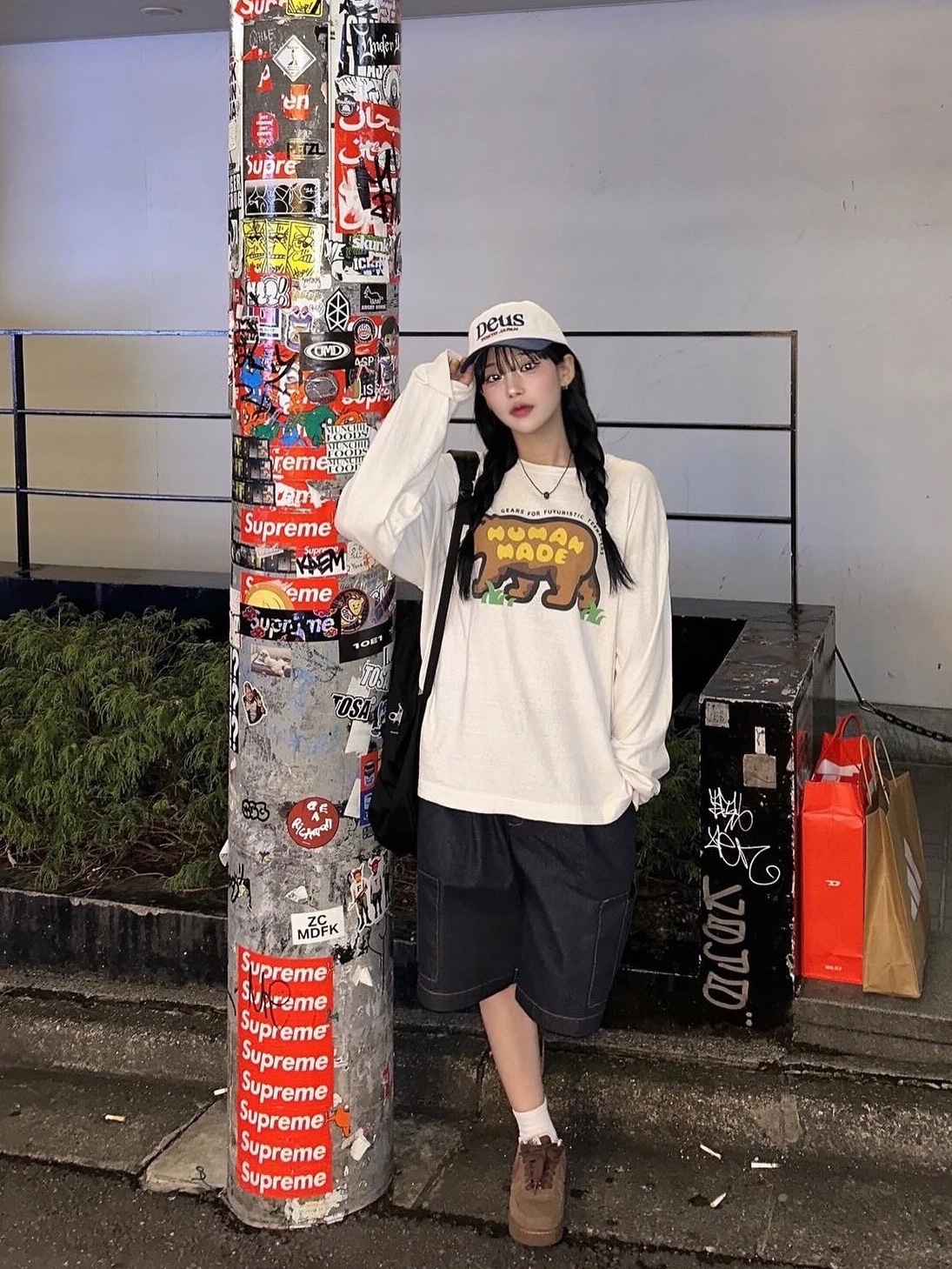 (W) Nike Air Force 1 '07 Cacao Wow, Human Made Graphic L/S T-Shirt #1 White 착용 스타일