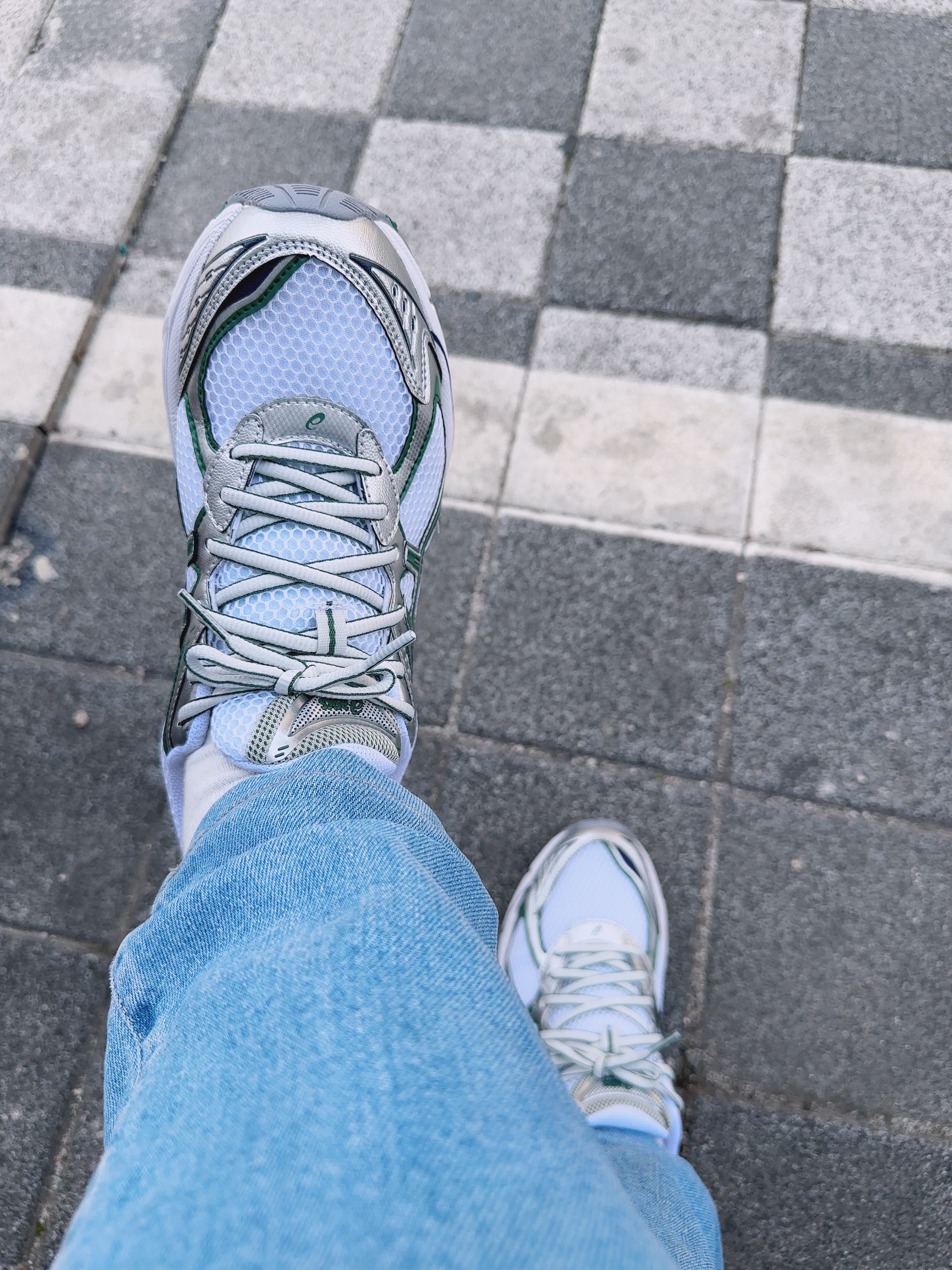 Asics GT-2160 White Shamrock Green 착용 스타일 - 3