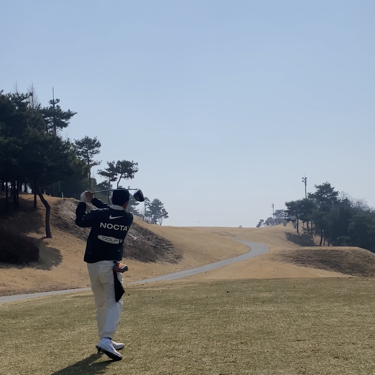 Nike x Drake Nocta Golf Cap Black, Nike x Drake Nocta Golf Crewneck Top Green - Asia 착용 스타일 - 1