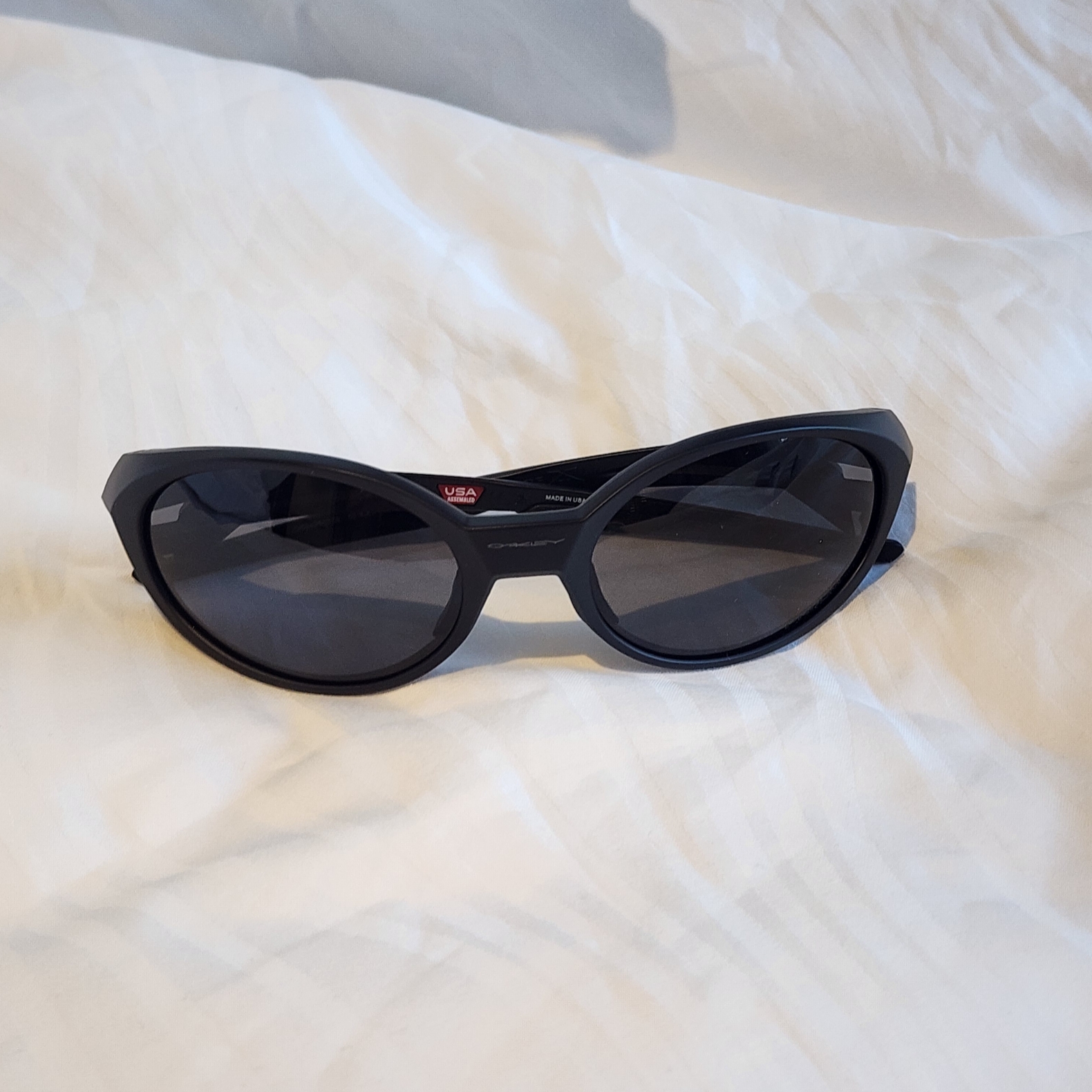 Oakley Eye Jacket Redux Matte Black Frame Prizm Grey Lenses High Bridge Fit 착용 스타일