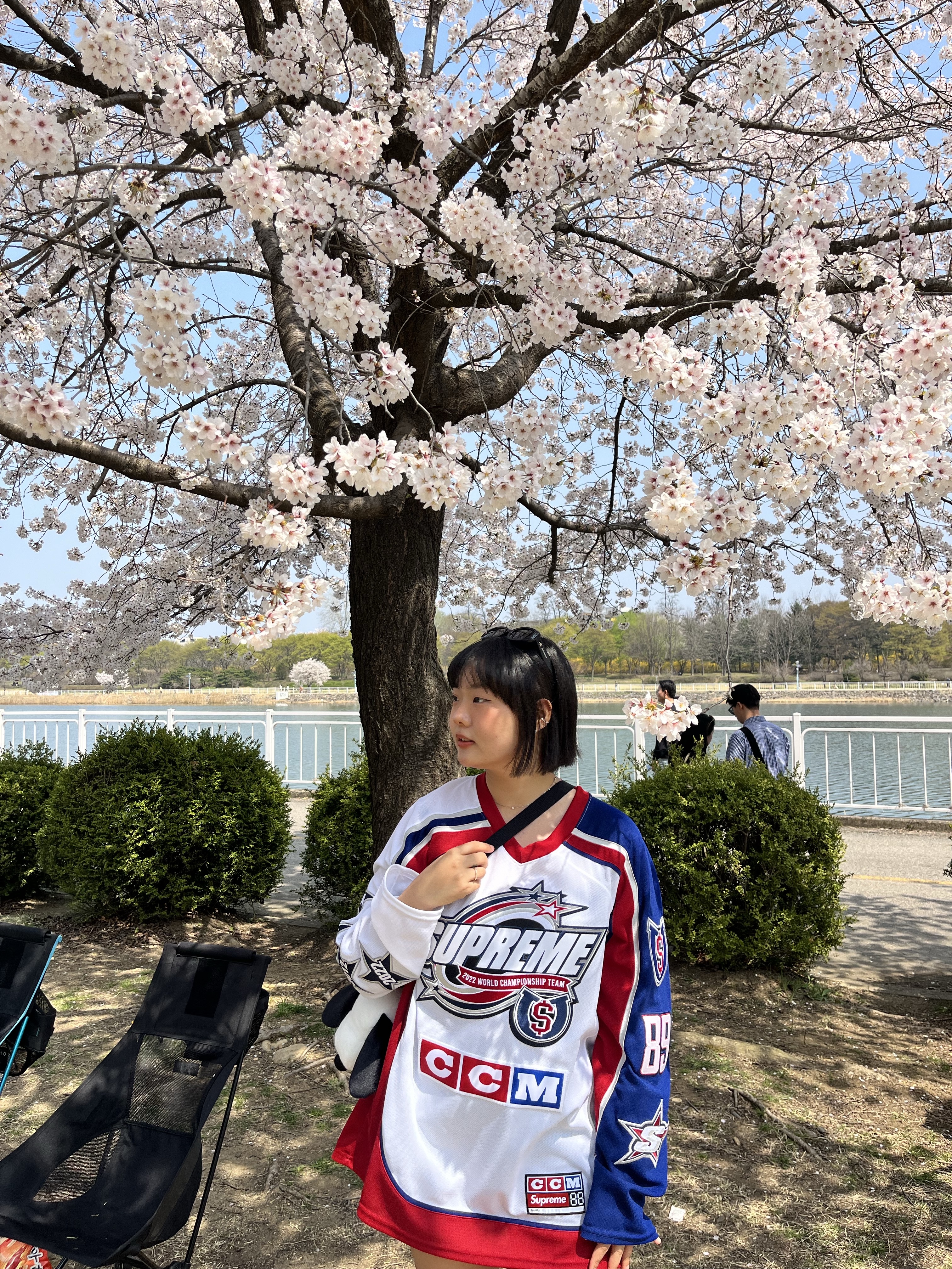 Supreme x CCM All Stars Hockey Jersey White - 22FW, Nike x Martine Rose Shox MR4 Black 착용 스타일 - 3