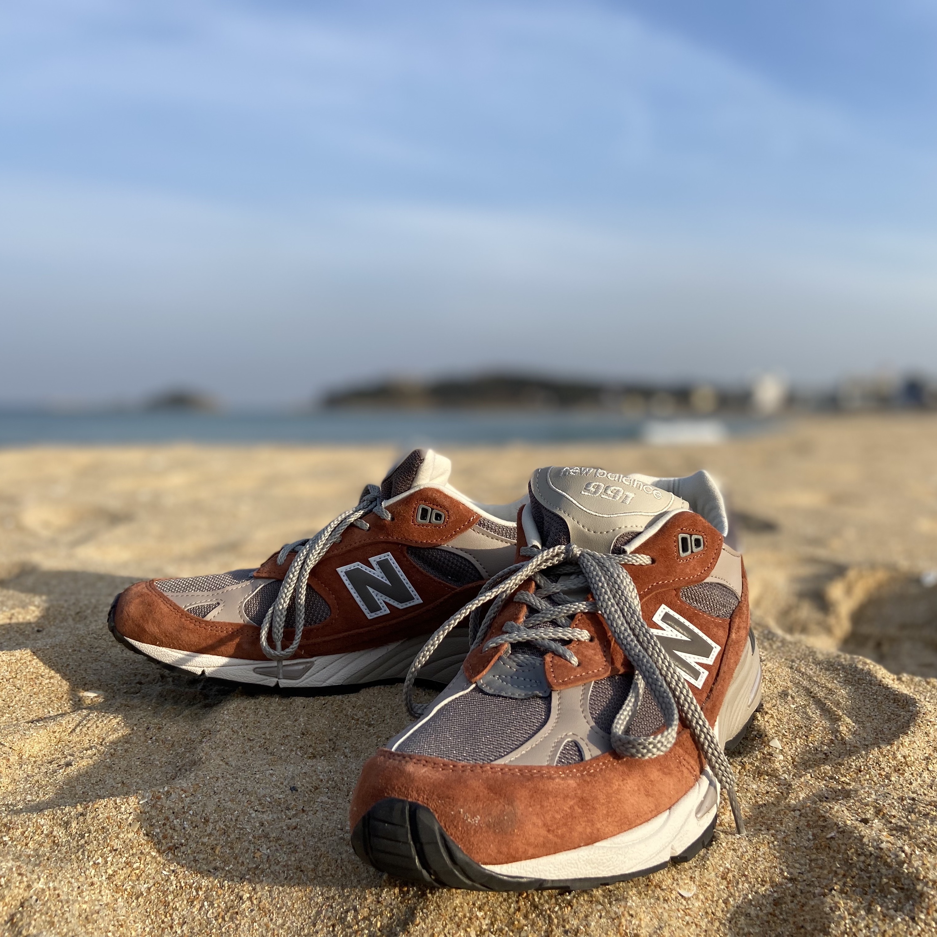 New Balance 991 Made in UK Sequoia Falcon 착용 스타일 - 2