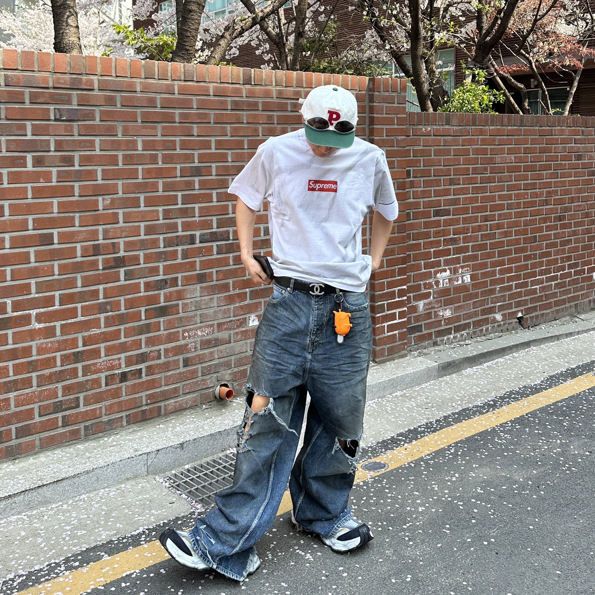 Supreme x MM6 Maison Margiela Box Logo T-Shirt White - 24SS 착용 스타일 - 5