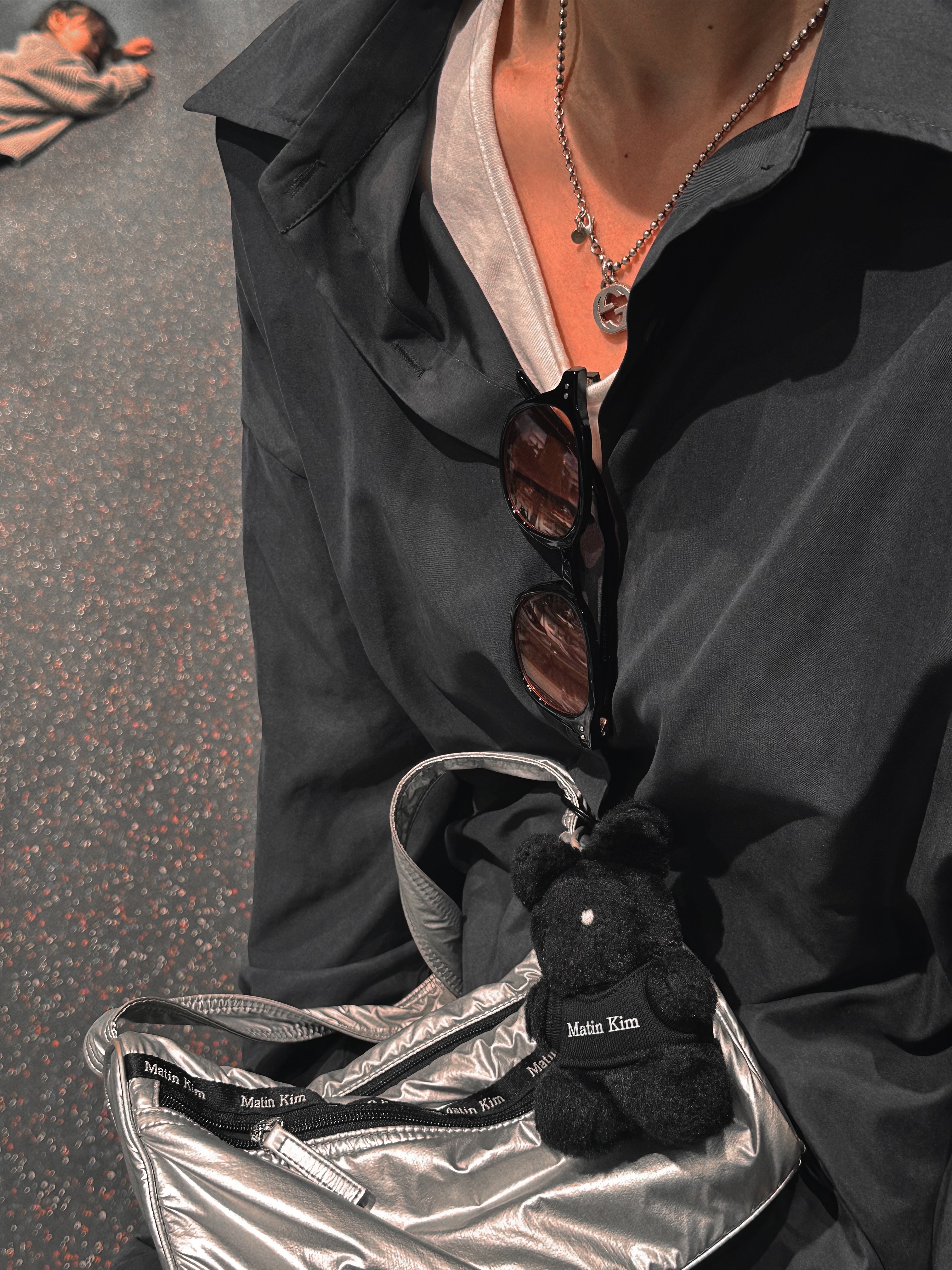 Matin Kim Black Bunny Toy Keyring Black, Gucci Interlocking G Pendant Necklace Silver 착용 스타일