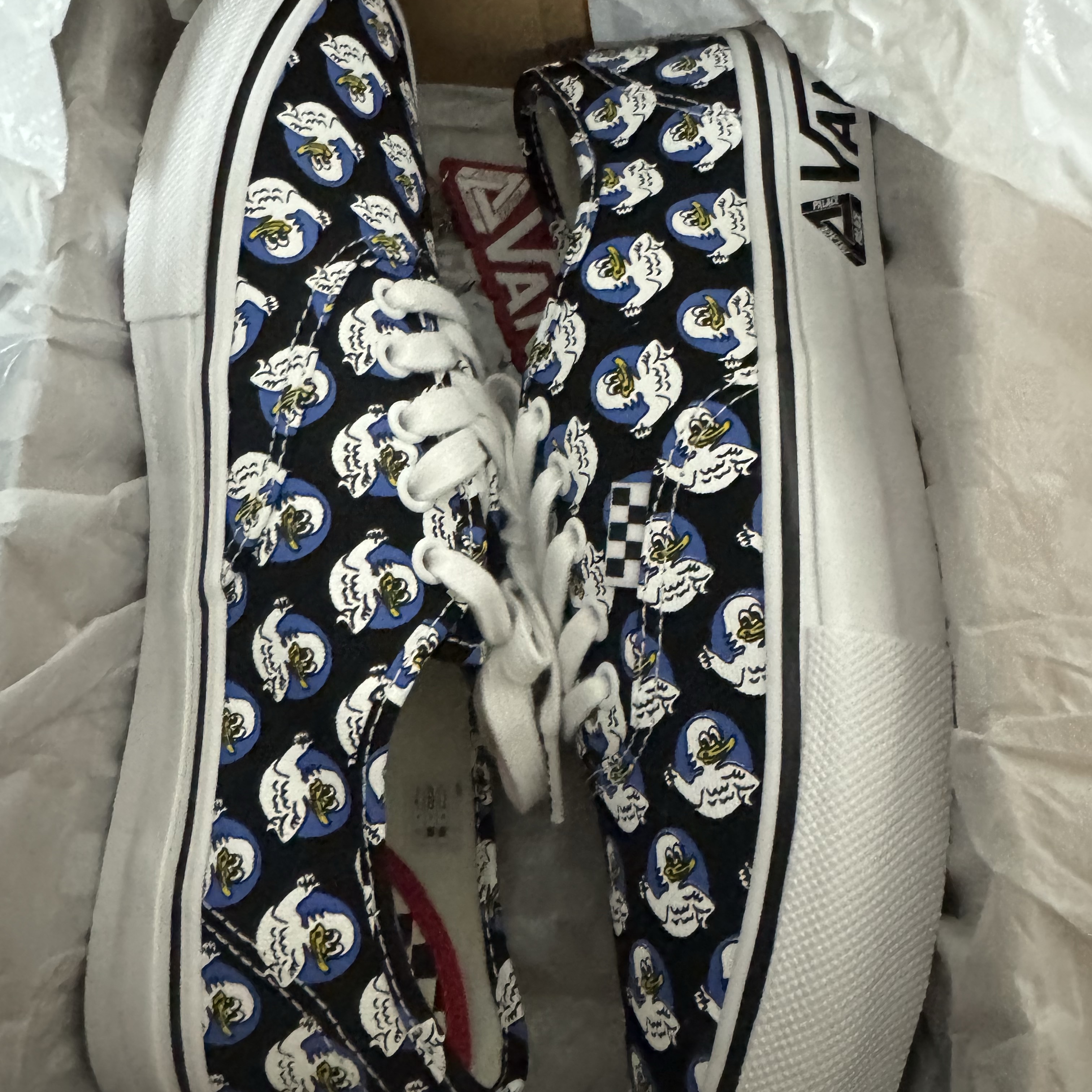 Vans x Palace Skate Authentic Jeremy The Duck Black 착용 스타일