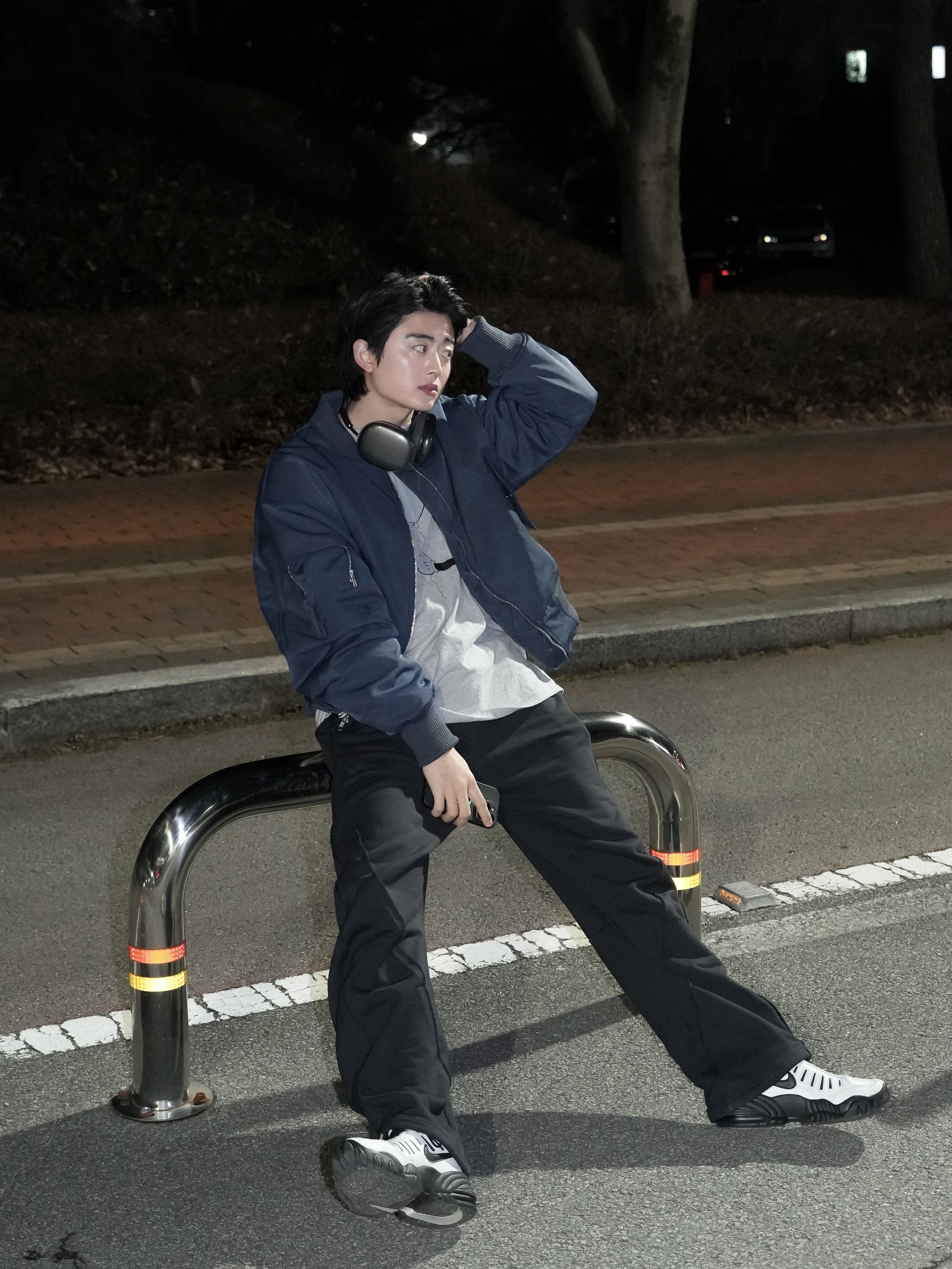 Nike x Ambush Air Adjust Force SP Summit White and Black 착용 스타일 - 1