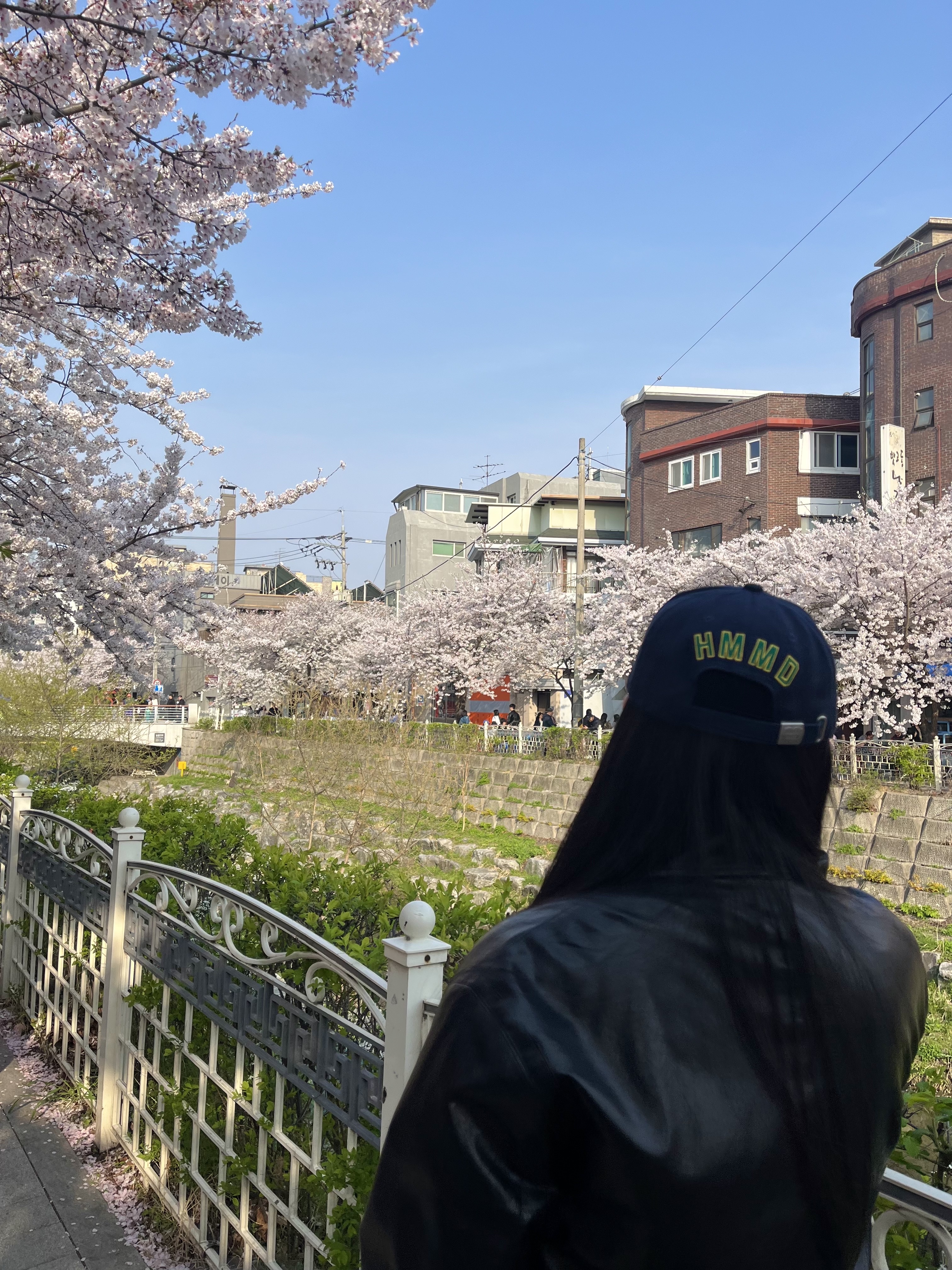 Human Made 6 Panel Cap #2 Navy, Porter Tanker Duffle Bag L Sage Green 착용 스타일 - 3