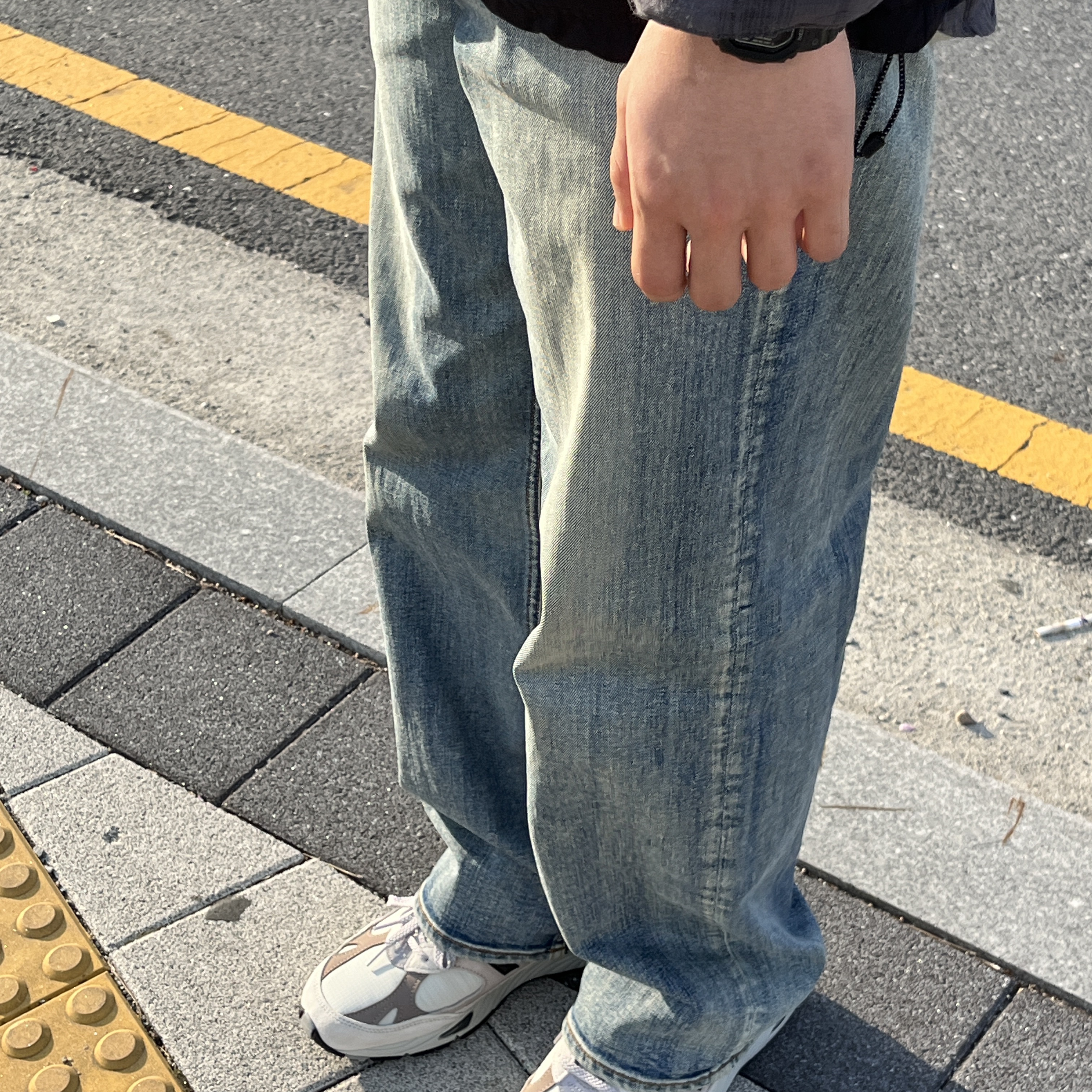 New Balance 991 Made in UK Cream Beige 착용 스타일