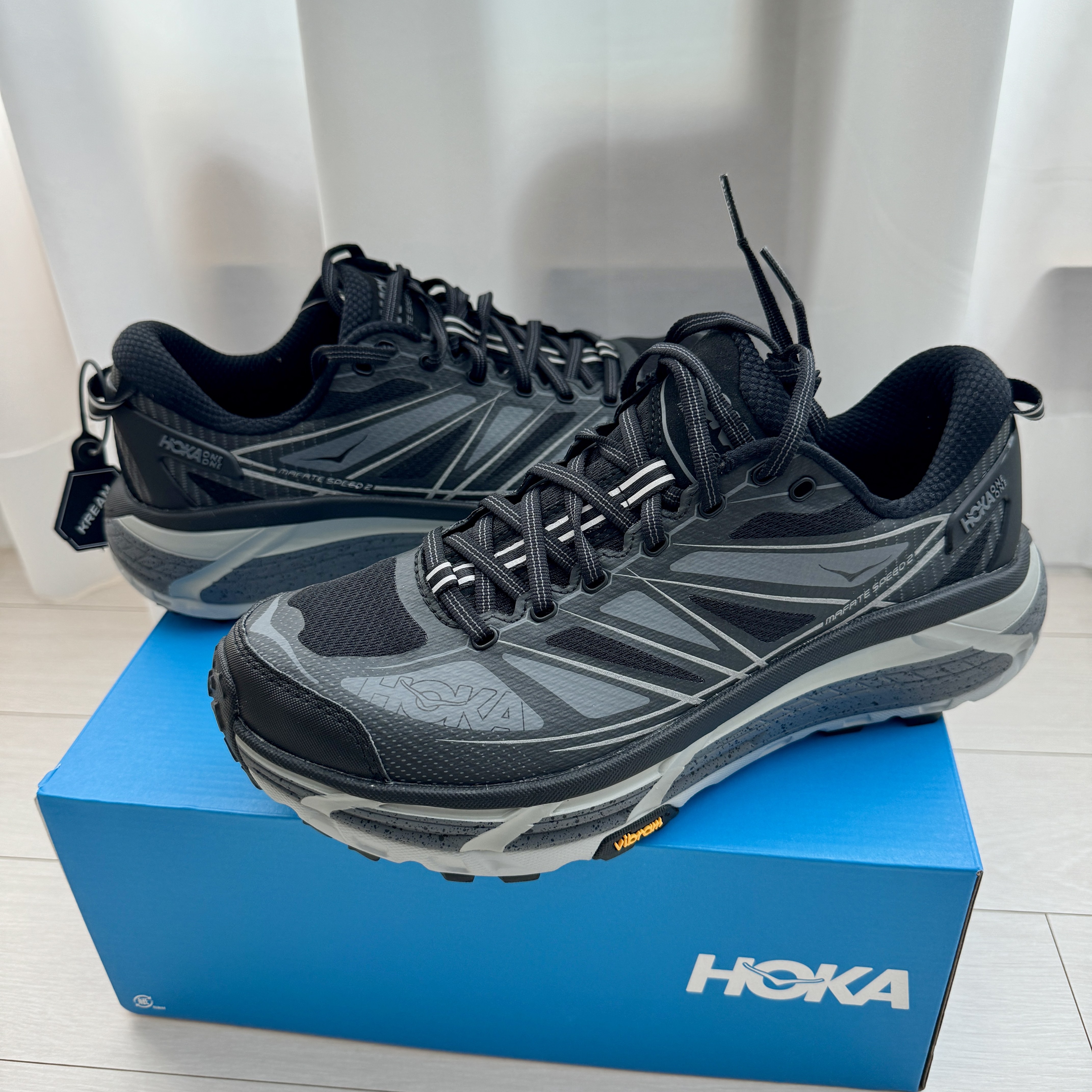 Hoka Mafate Speed 2 Black Castlerock 착용 스타일