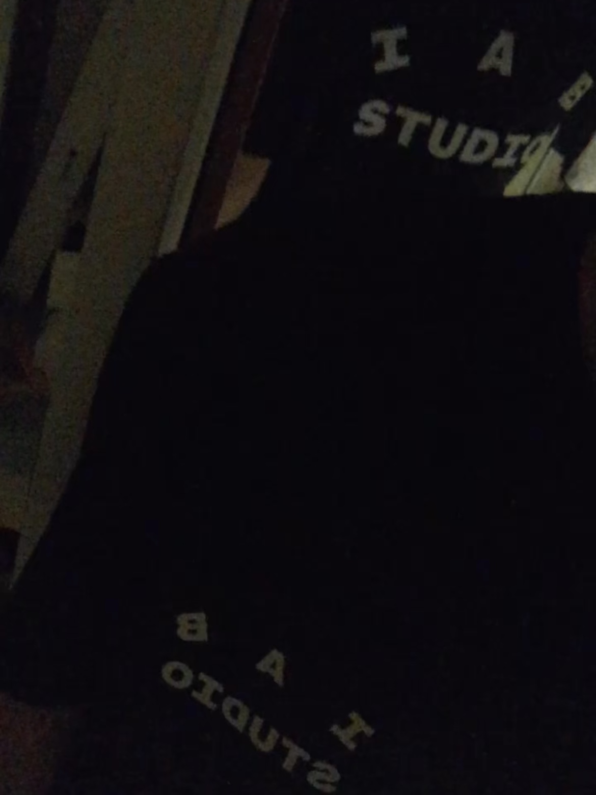 IAB Studio T-Shirt Black White 착용 스타일