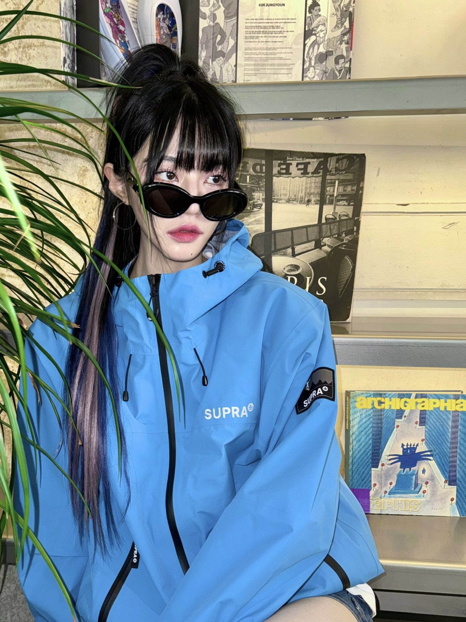 Gentle Monster x Maison Margiela MM004 Black Black, (W) Adidas Gazelle Bold Blue Pink 착용 스타일 - 1