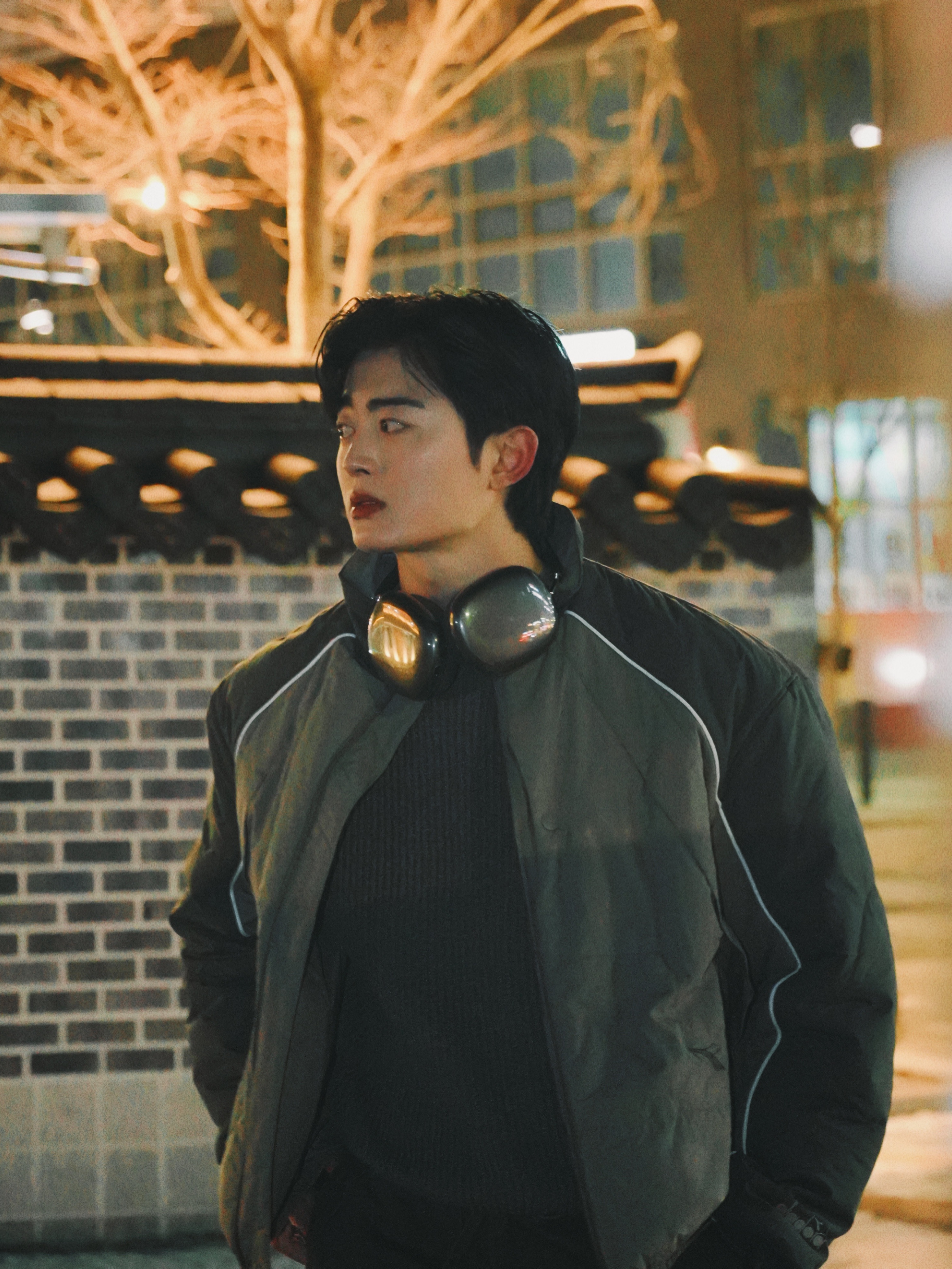 Apple AirPods Max Lightning Space Gray (Korean Ver.) 착용 스타일 - 3